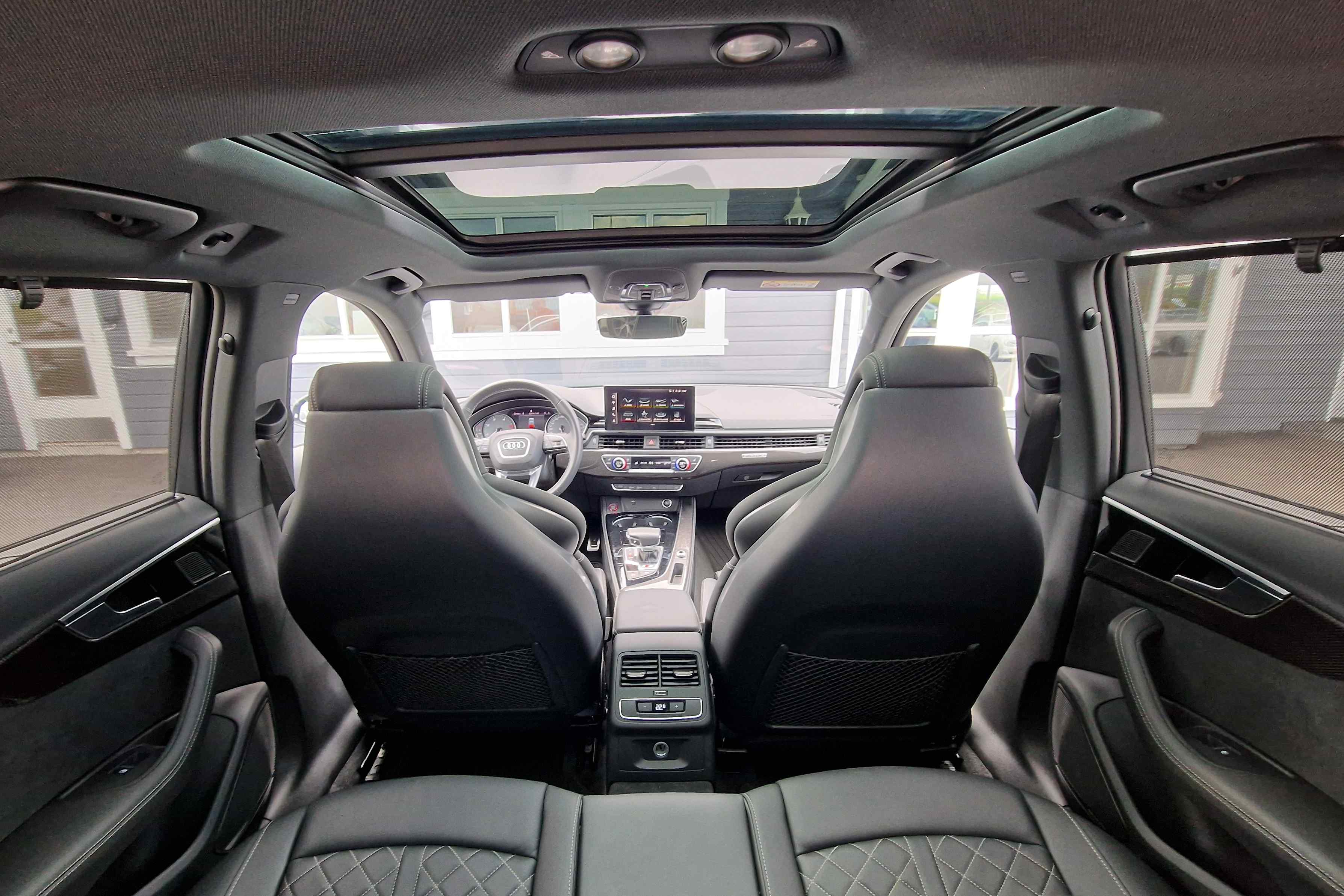 Hovedbilde av Audi S4 2022