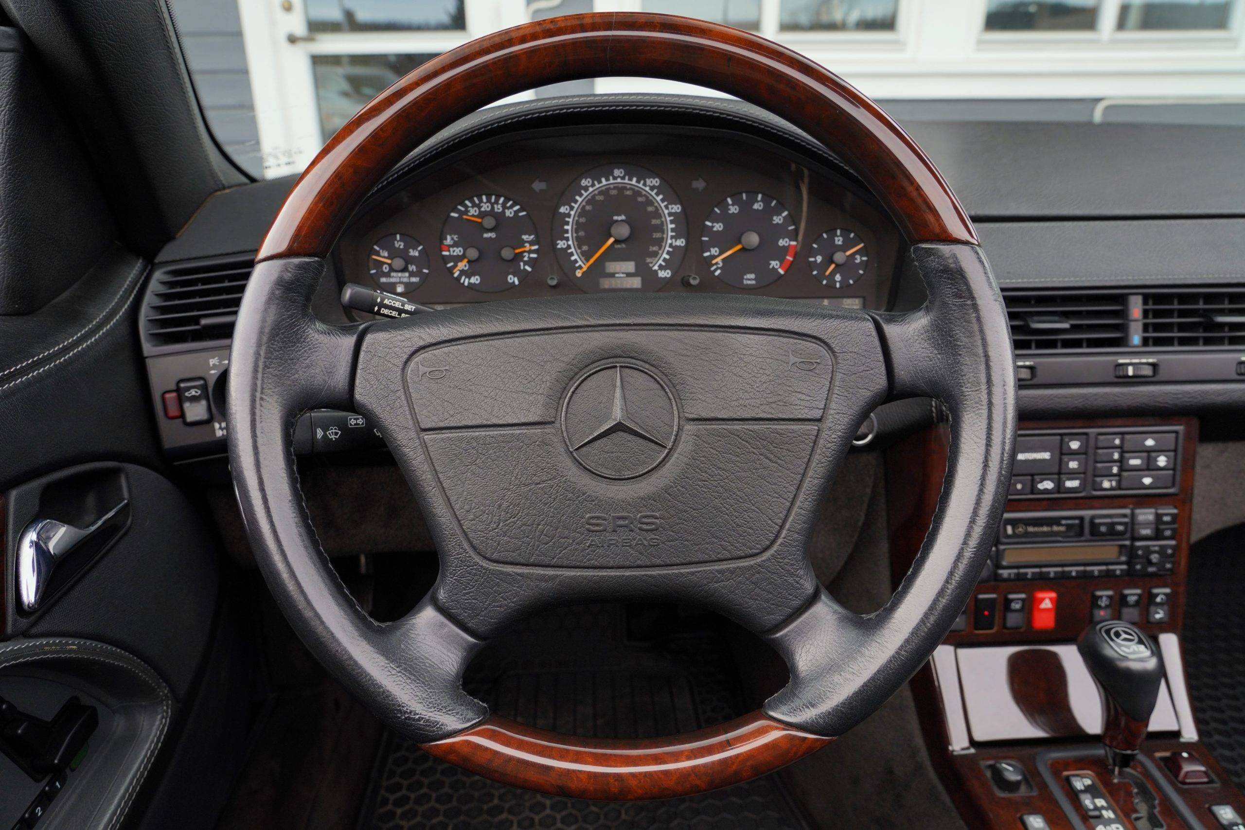 Hovedbilde av Mercedes-Benz SL-Klasse 1996