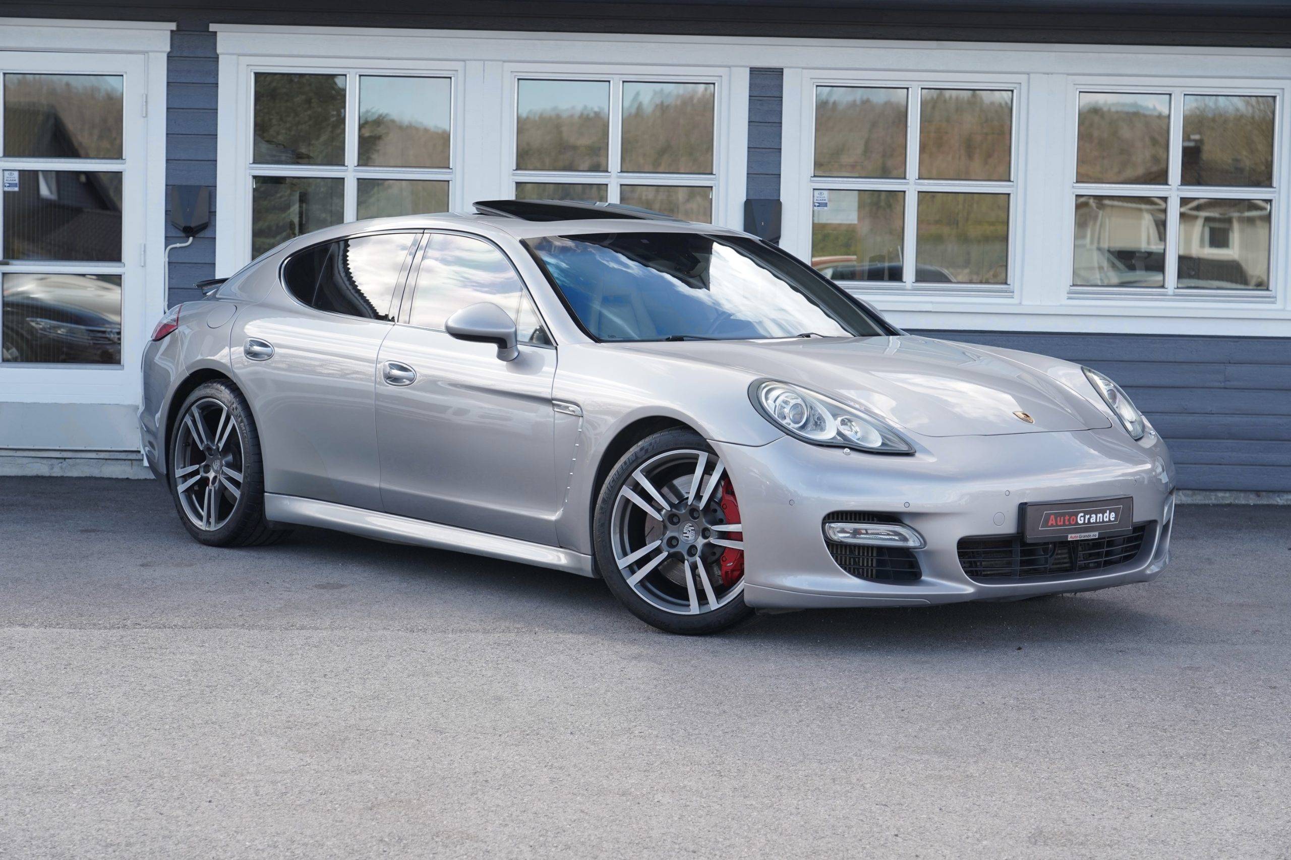 Hovedbilde av Porsche Panamera 2010