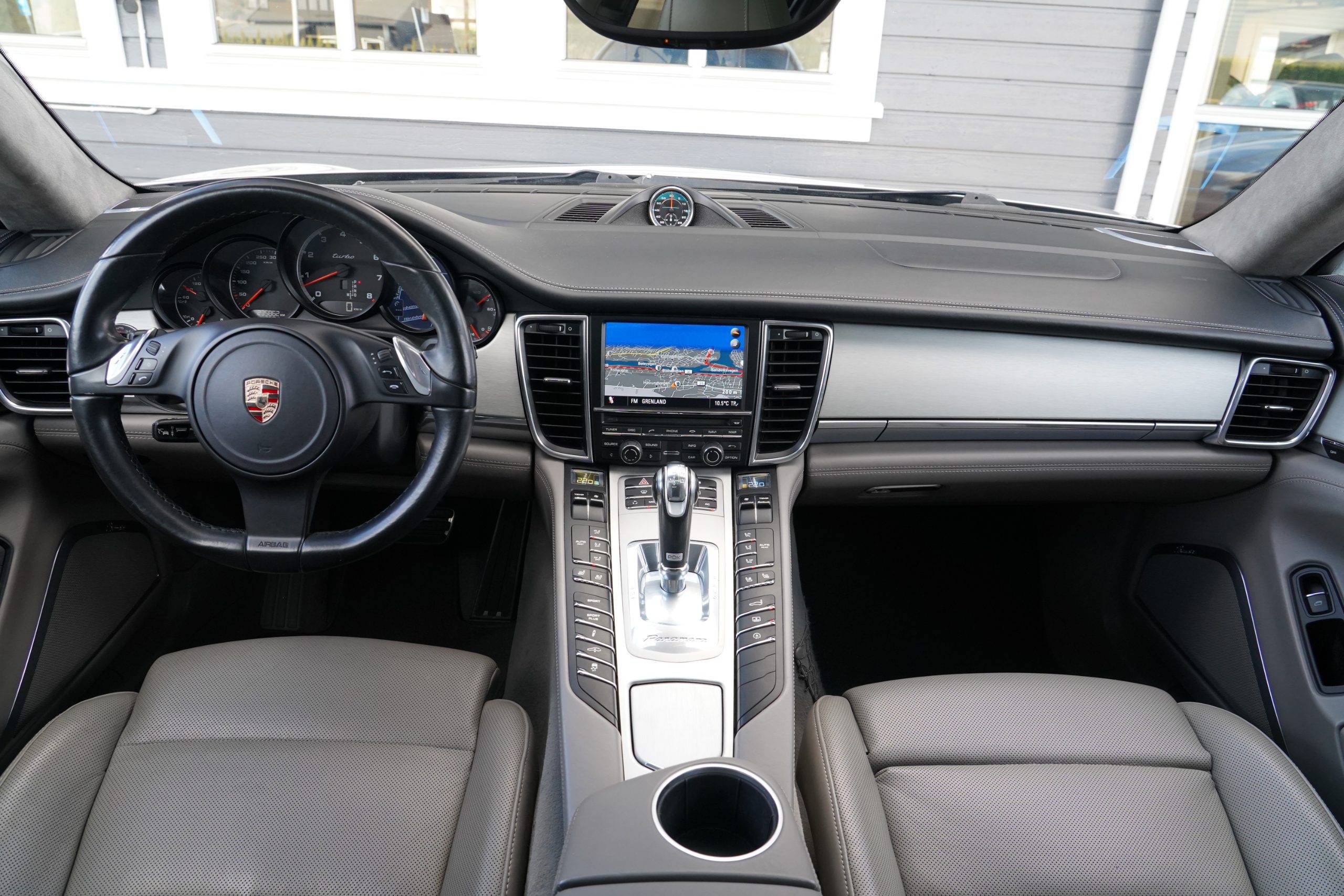 Hovedbilde av Porsche Panamera 2010