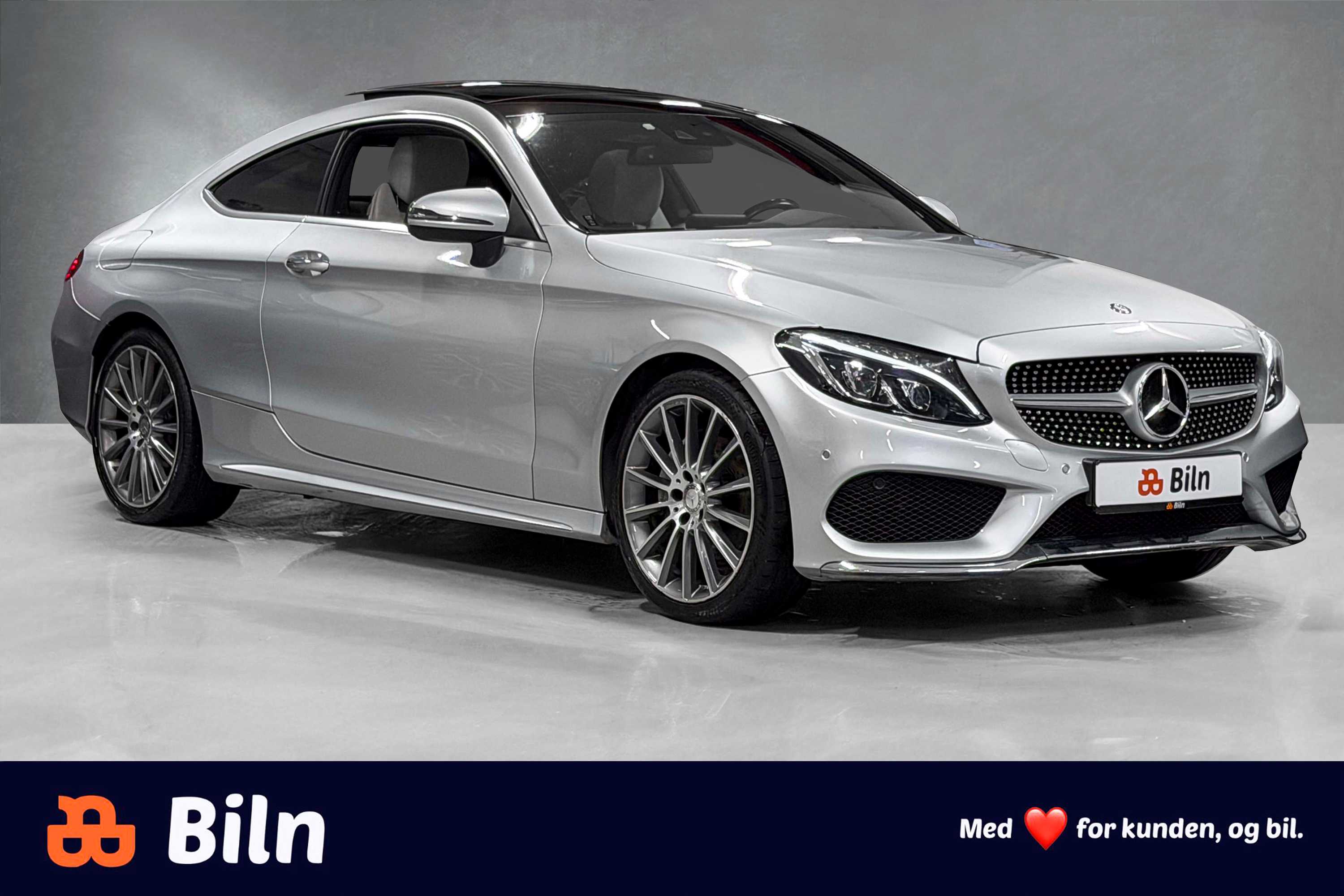 Mercedes-Benz C-Klasse C180 Coupe / AMG pk./ Burmester/ Panorama/ R.kam/ Ny service