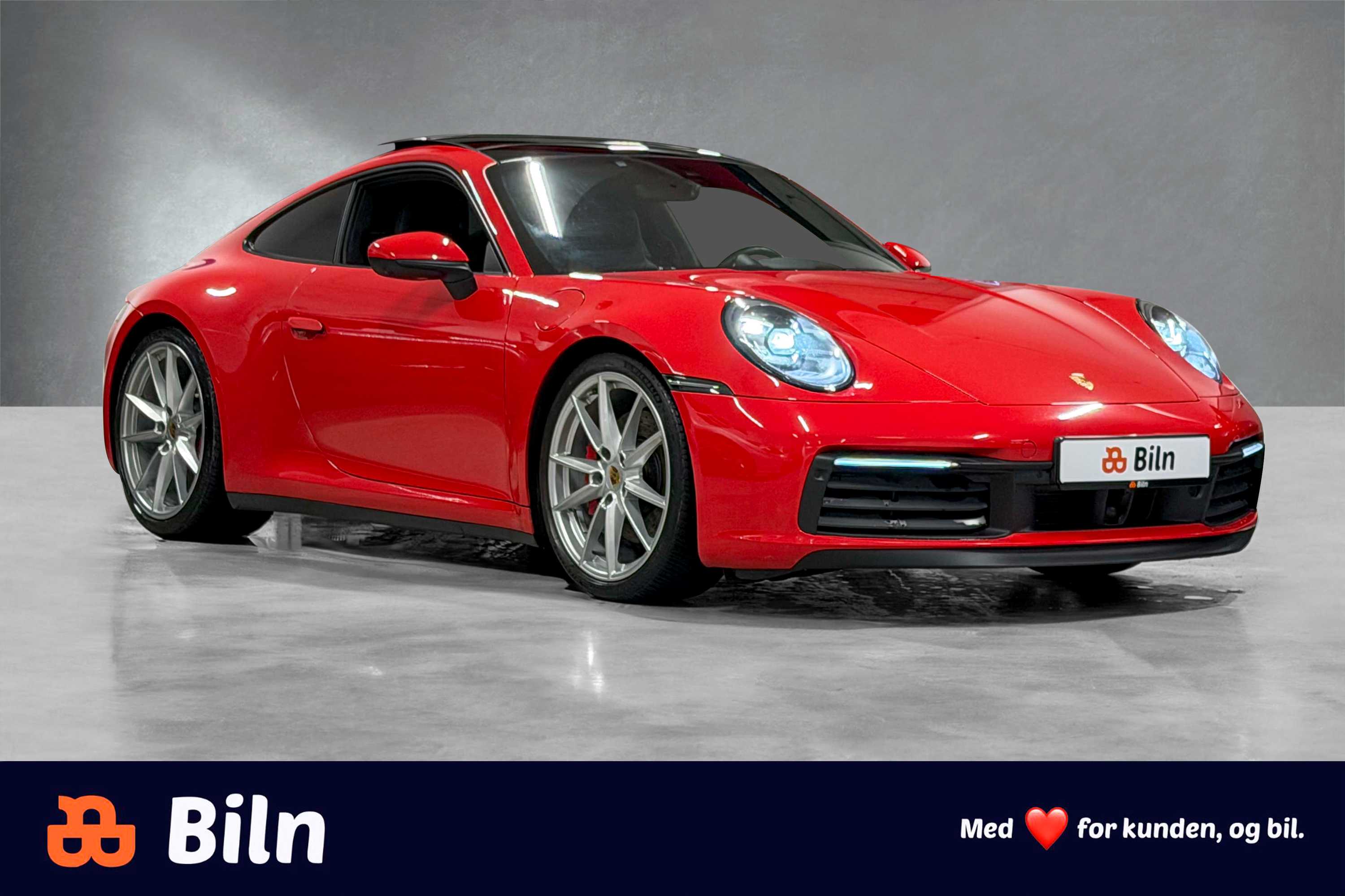 Porsche 911 C4S / Lift/ Night V./ Rear.Ax/ Burmester/ 18veis/ Chrono/ Pano