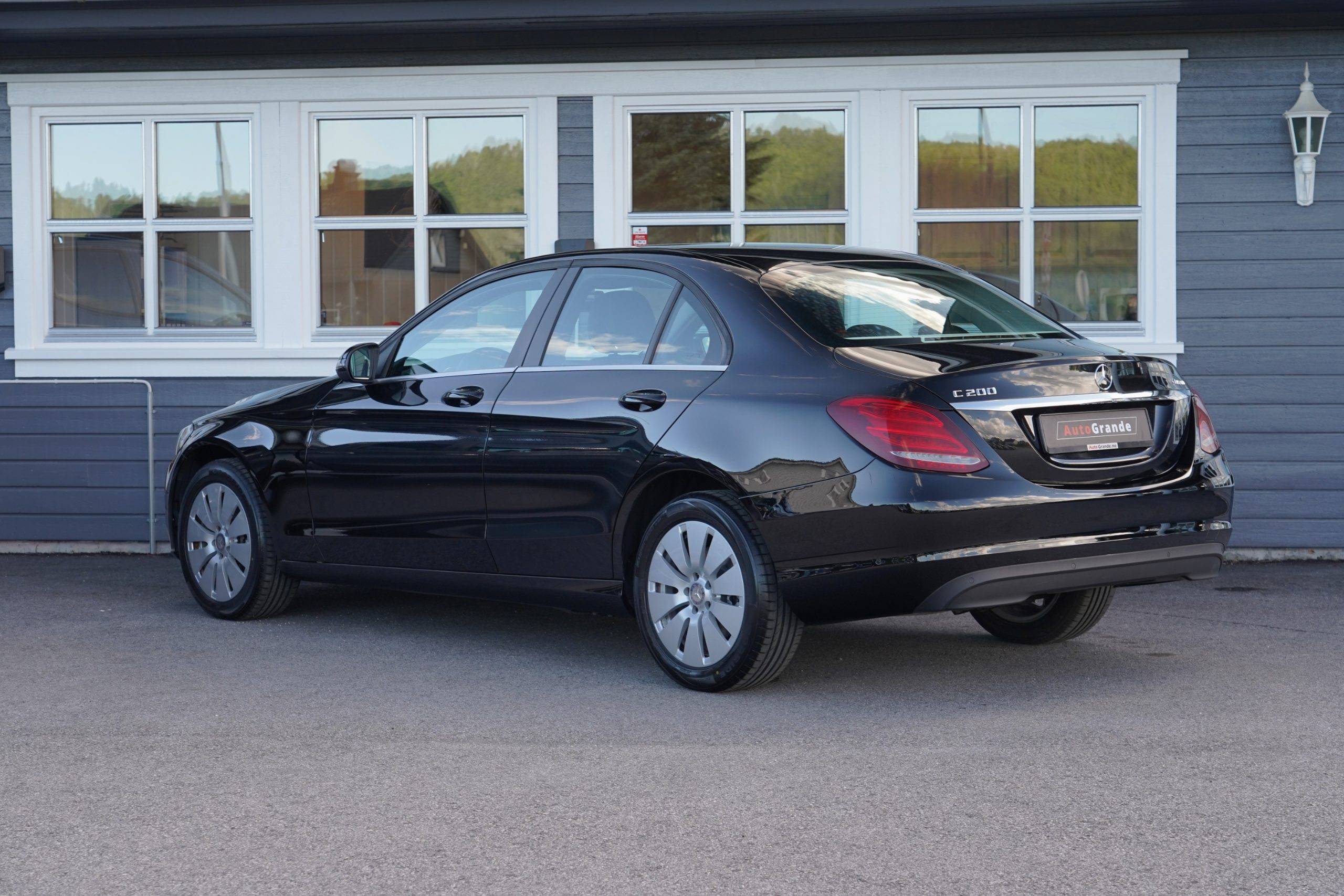 Hovedbilde av Mercedes-Benz C200 2016