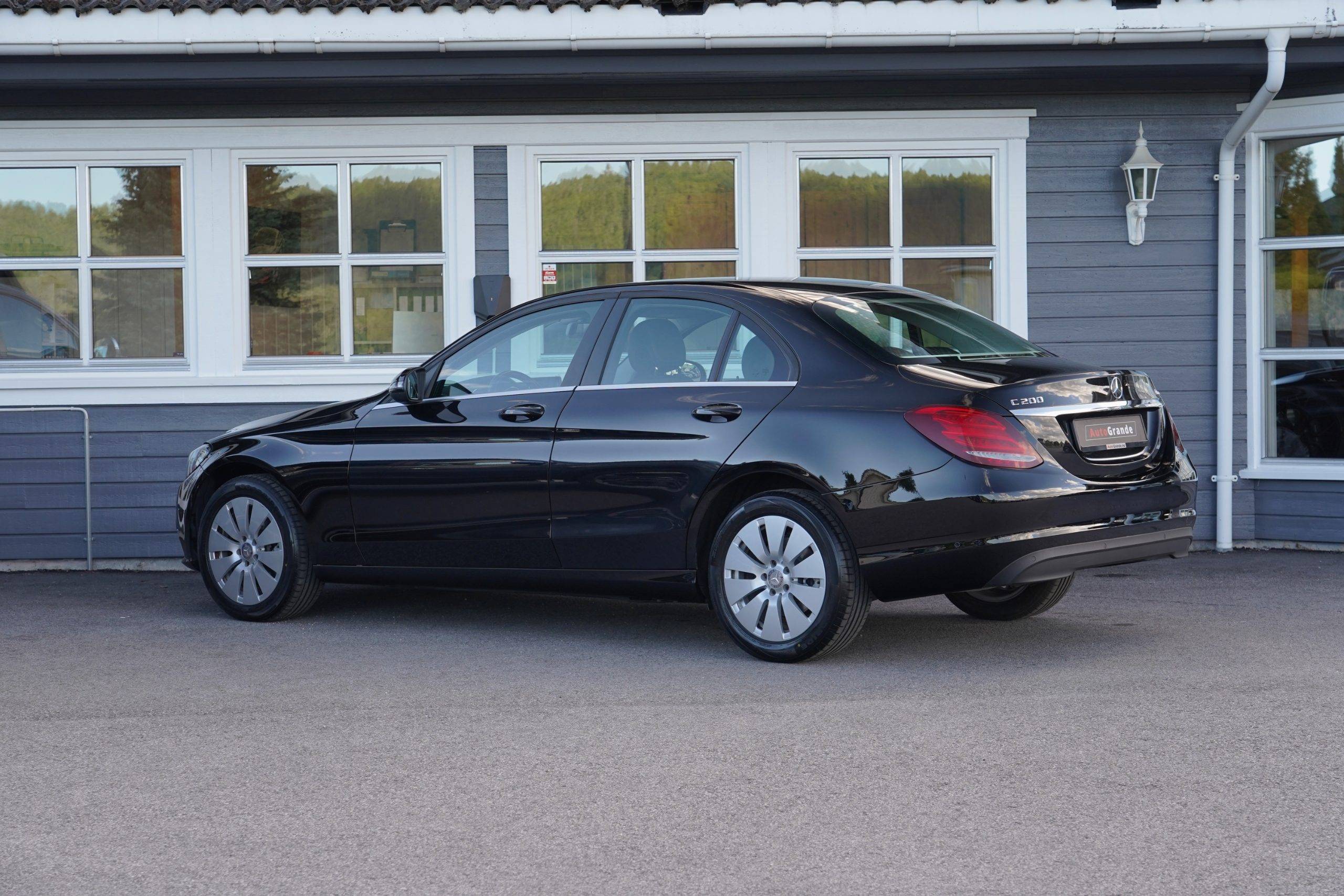 Hovedbilde av Mercedes-Benz C200 2016