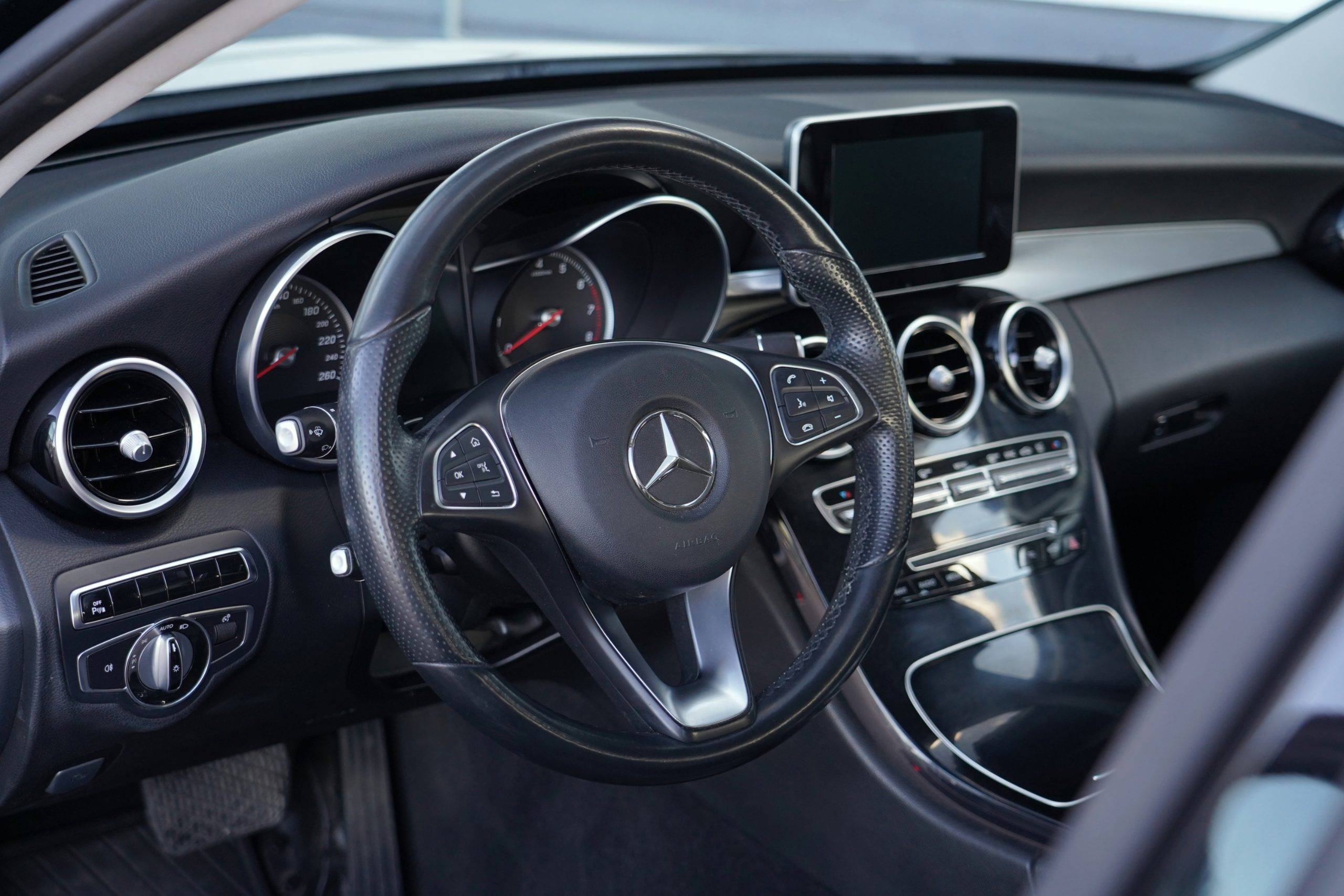 Hovedbilde av Mercedes-Benz C200 2016