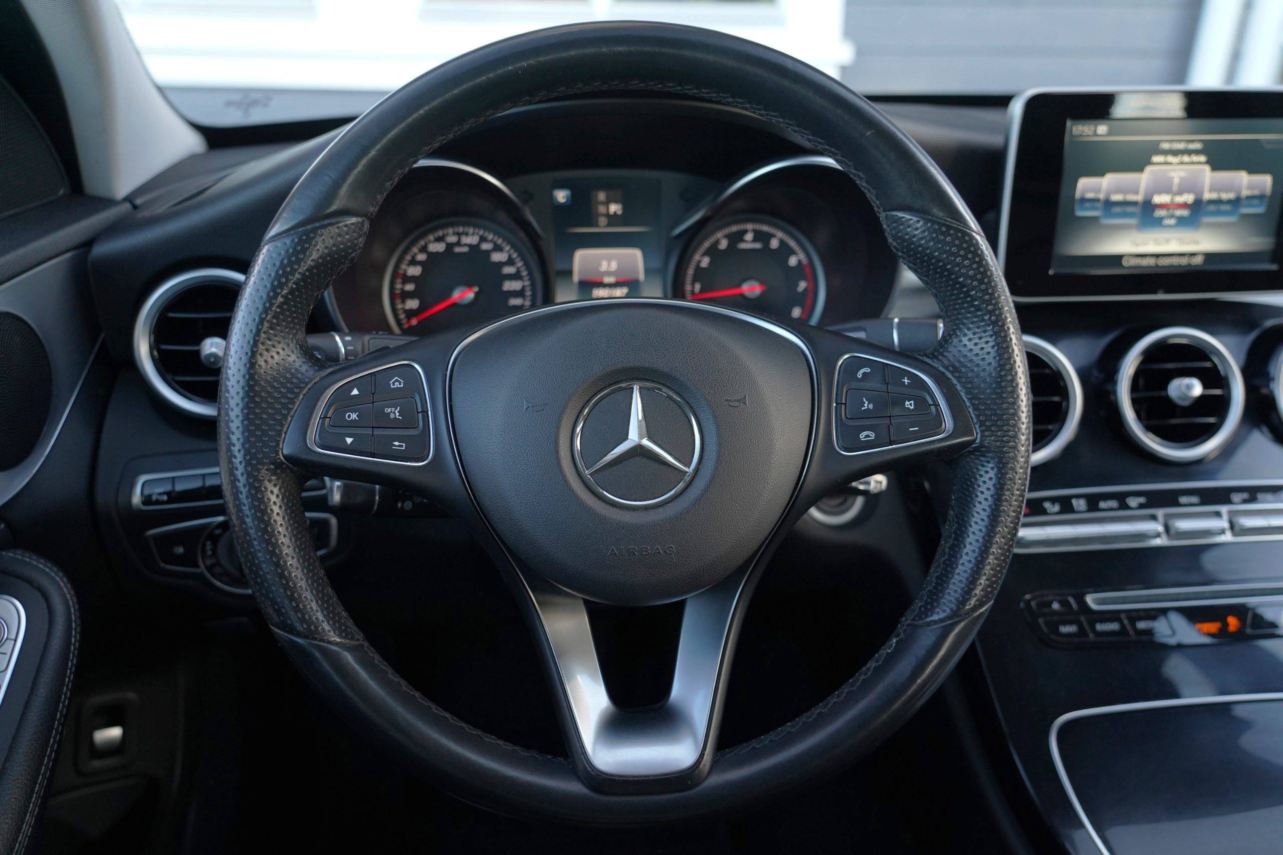 Hovedbilde av Mercedes-Benz C200 2016