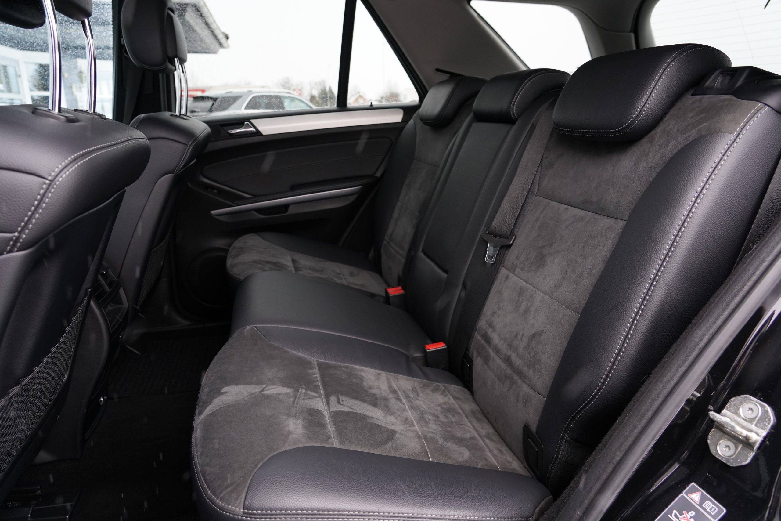 Hovedbilde av Mercedes-Benz M-Klasse 2010