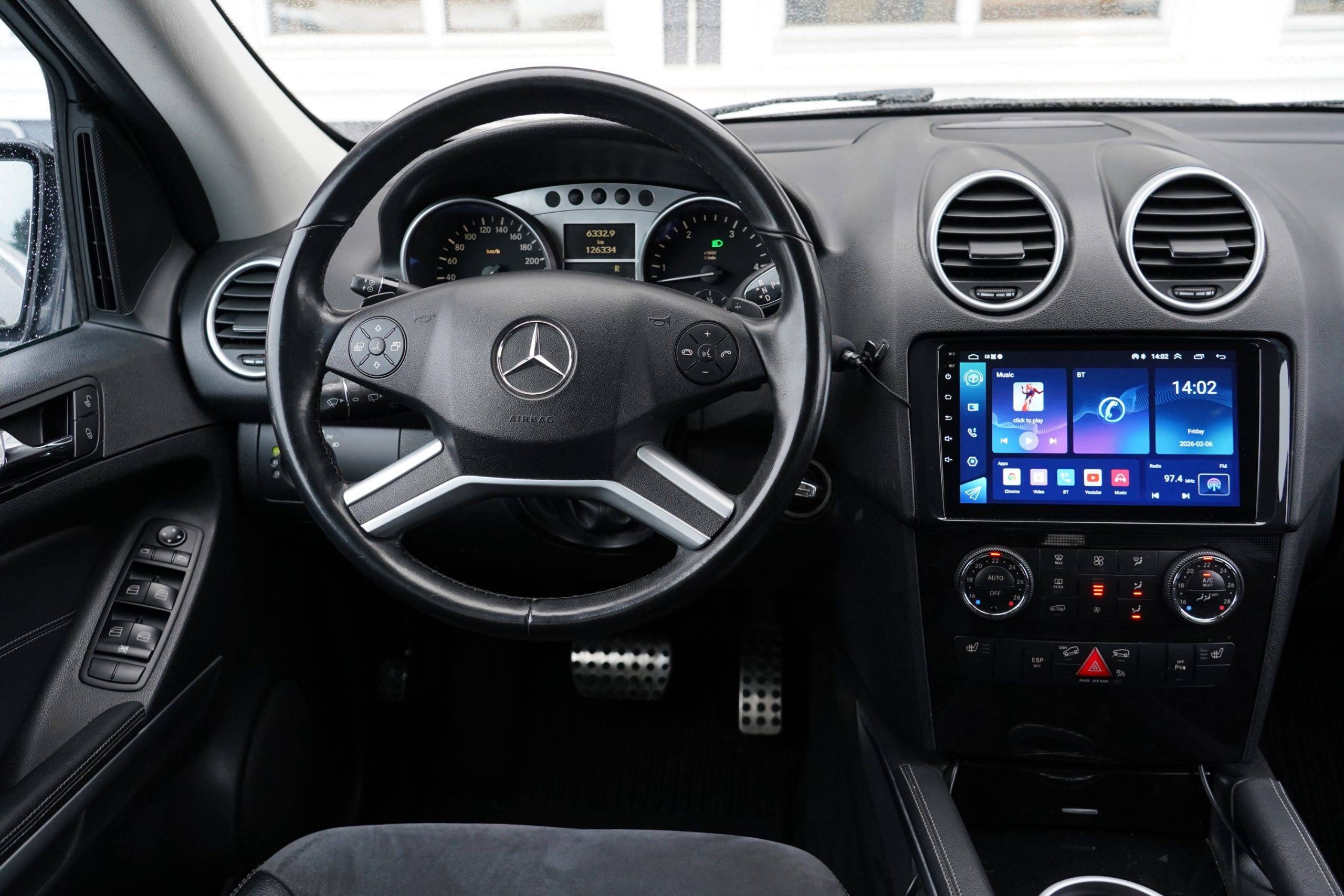 Hovedbilde av Mercedes-Benz M-Klasse 2010