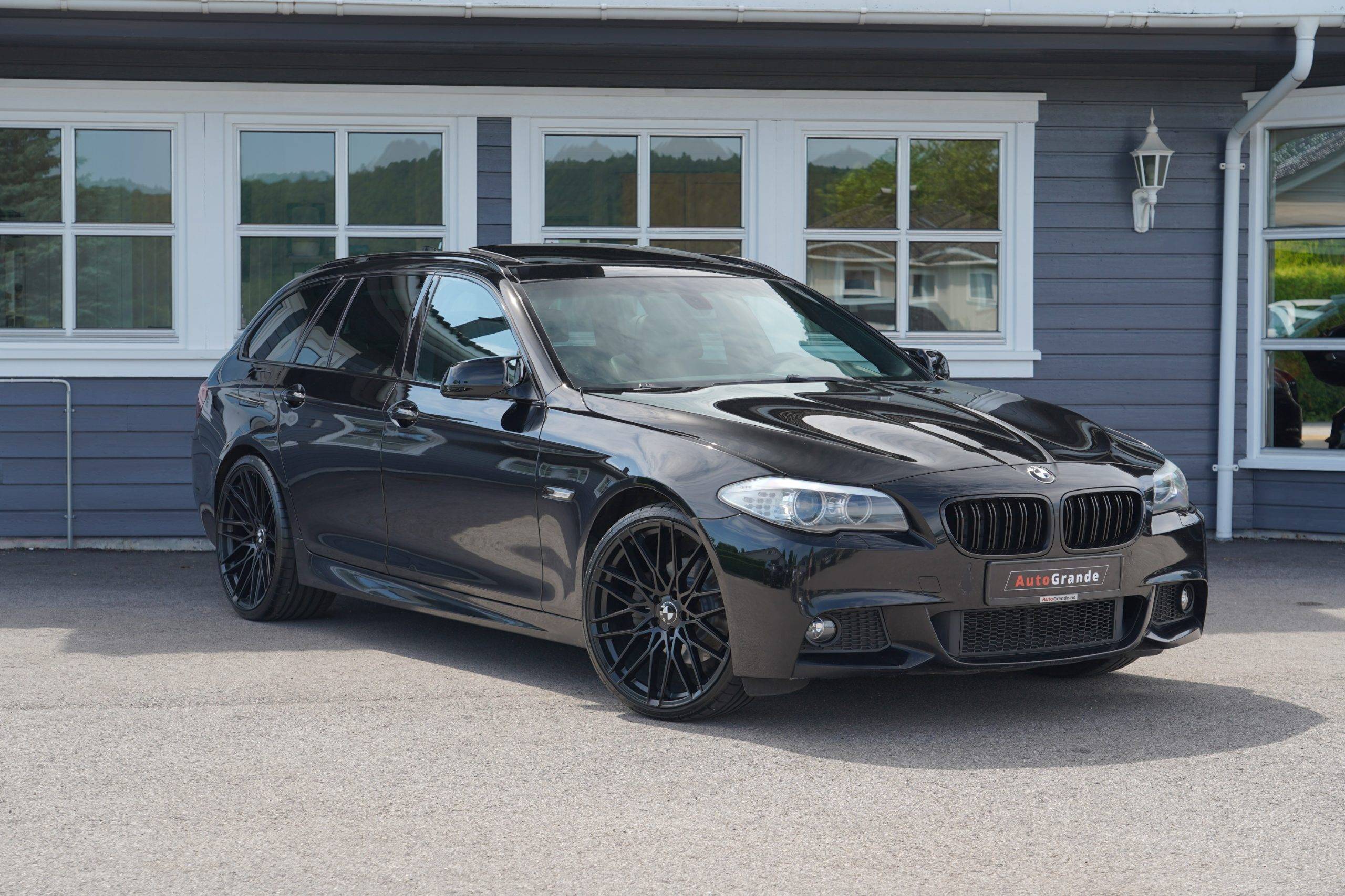 Hovedbilde av BMW 520d 2011