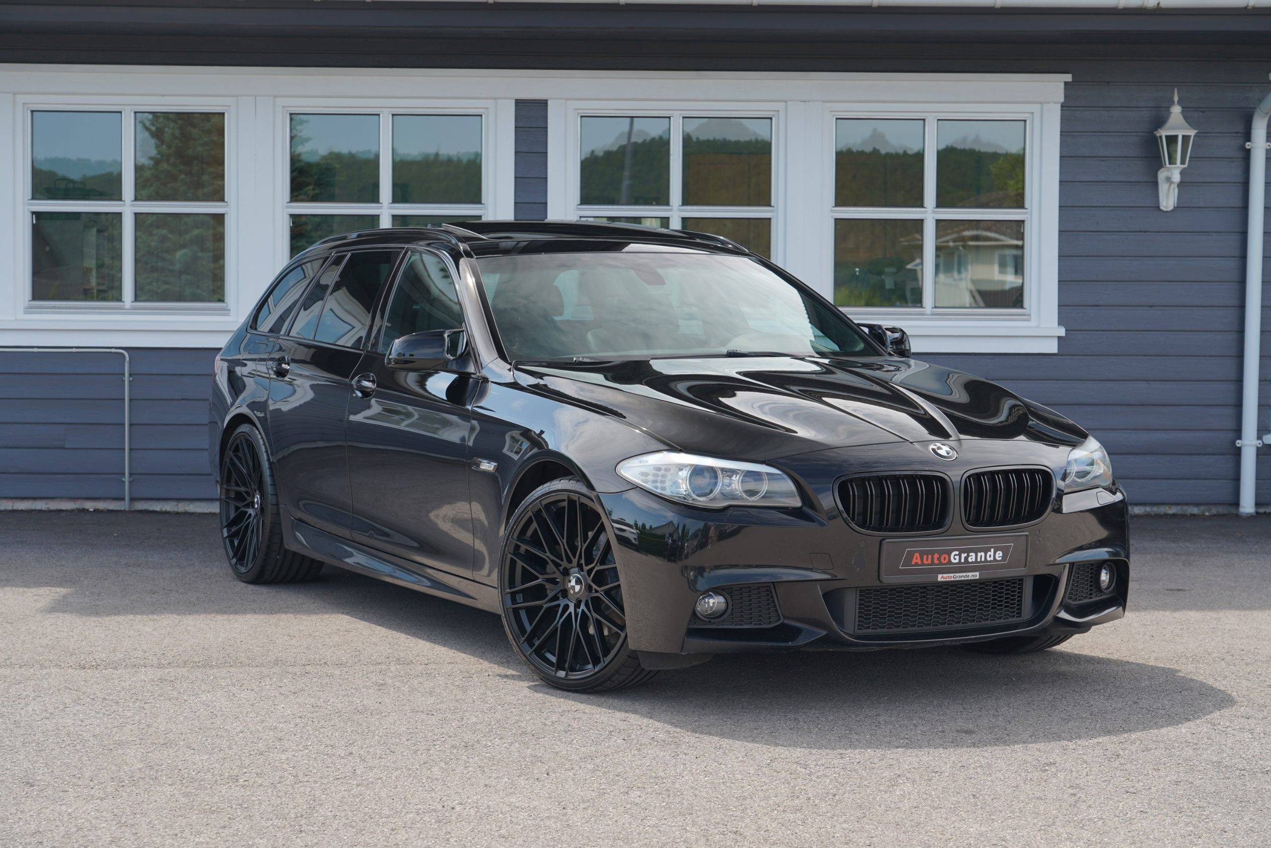 Hovedbilde av BMW 520d 2011