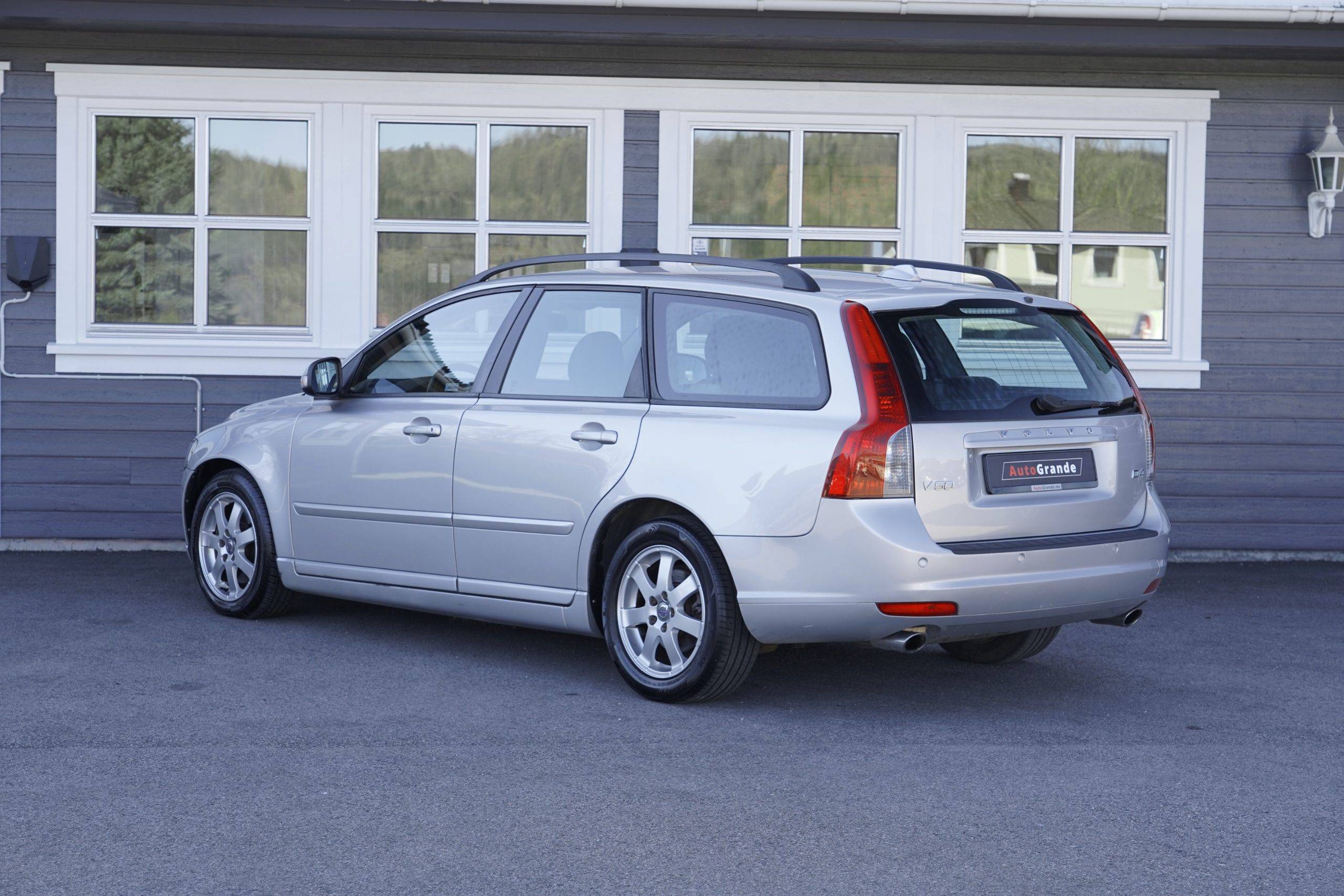 Hovedbilde av Volvo V50 2011