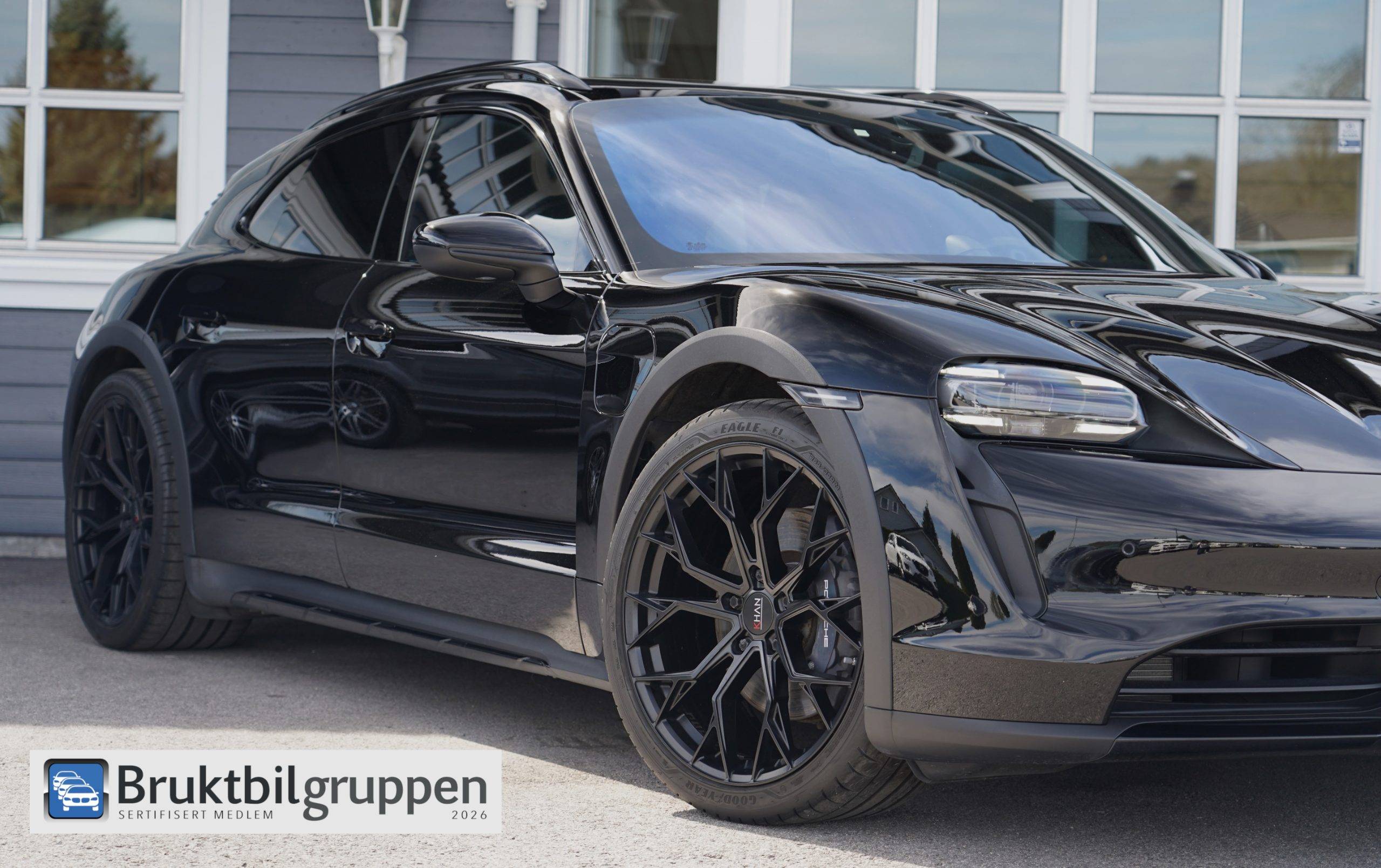 Hovedbilde av Porsche Taycan Cross Turismo 2022