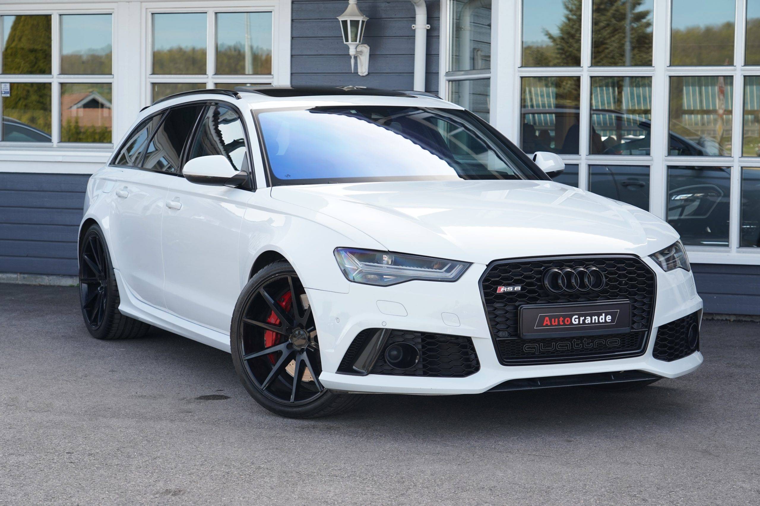 Hovedbilde av Audi RS6 2016