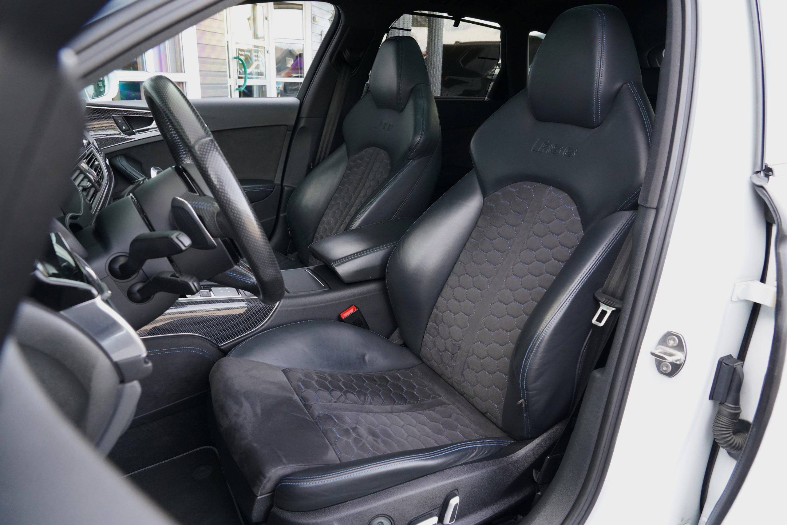 Hovedbilde av Audi RS6 2016