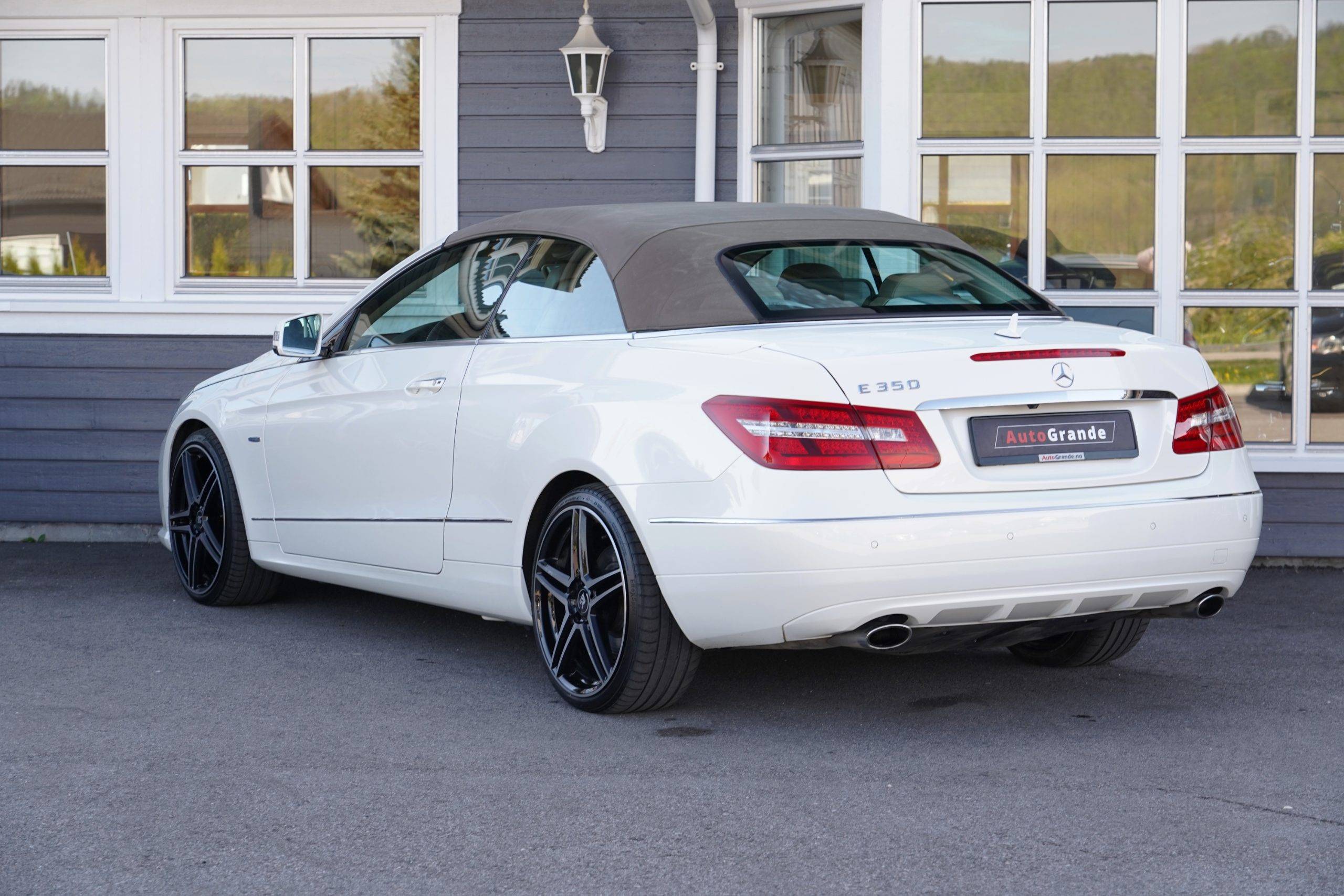 Hovedbilde av Mercedes-Benz E-Klasse 2011