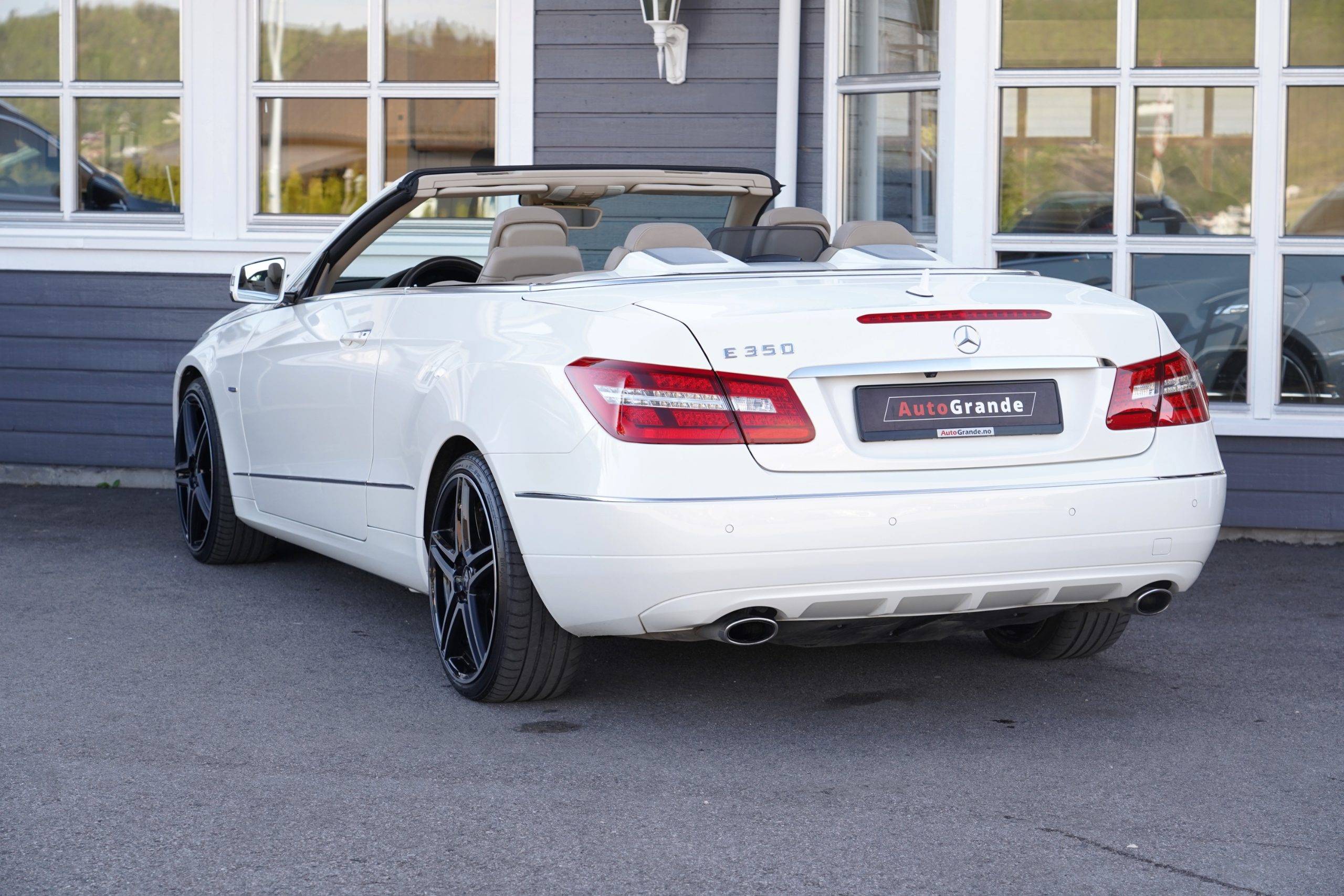 Hovedbilde av Mercedes-Benz E-Klasse 2011