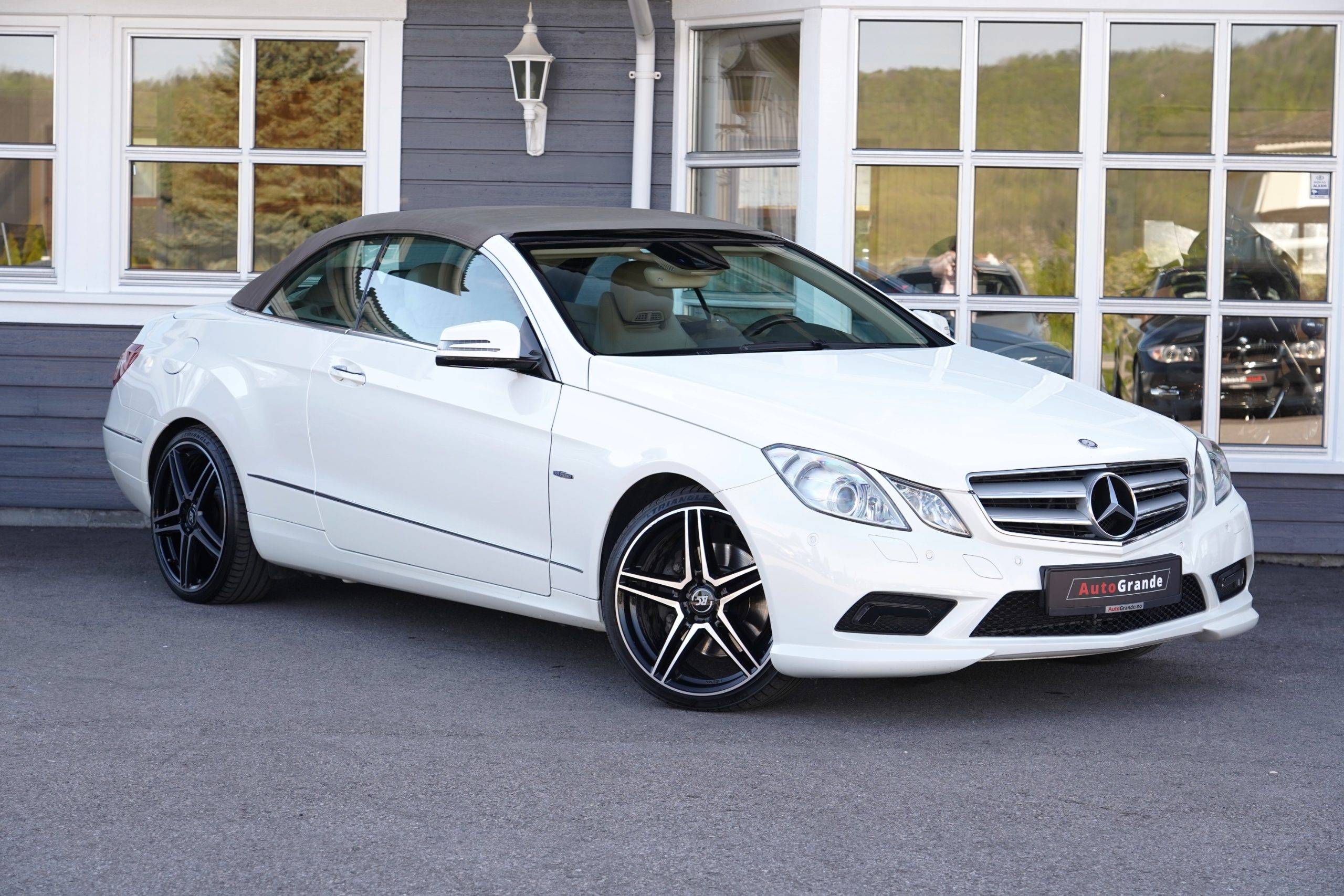 Hovedbilde av Mercedes-Benz E-Klasse 2011