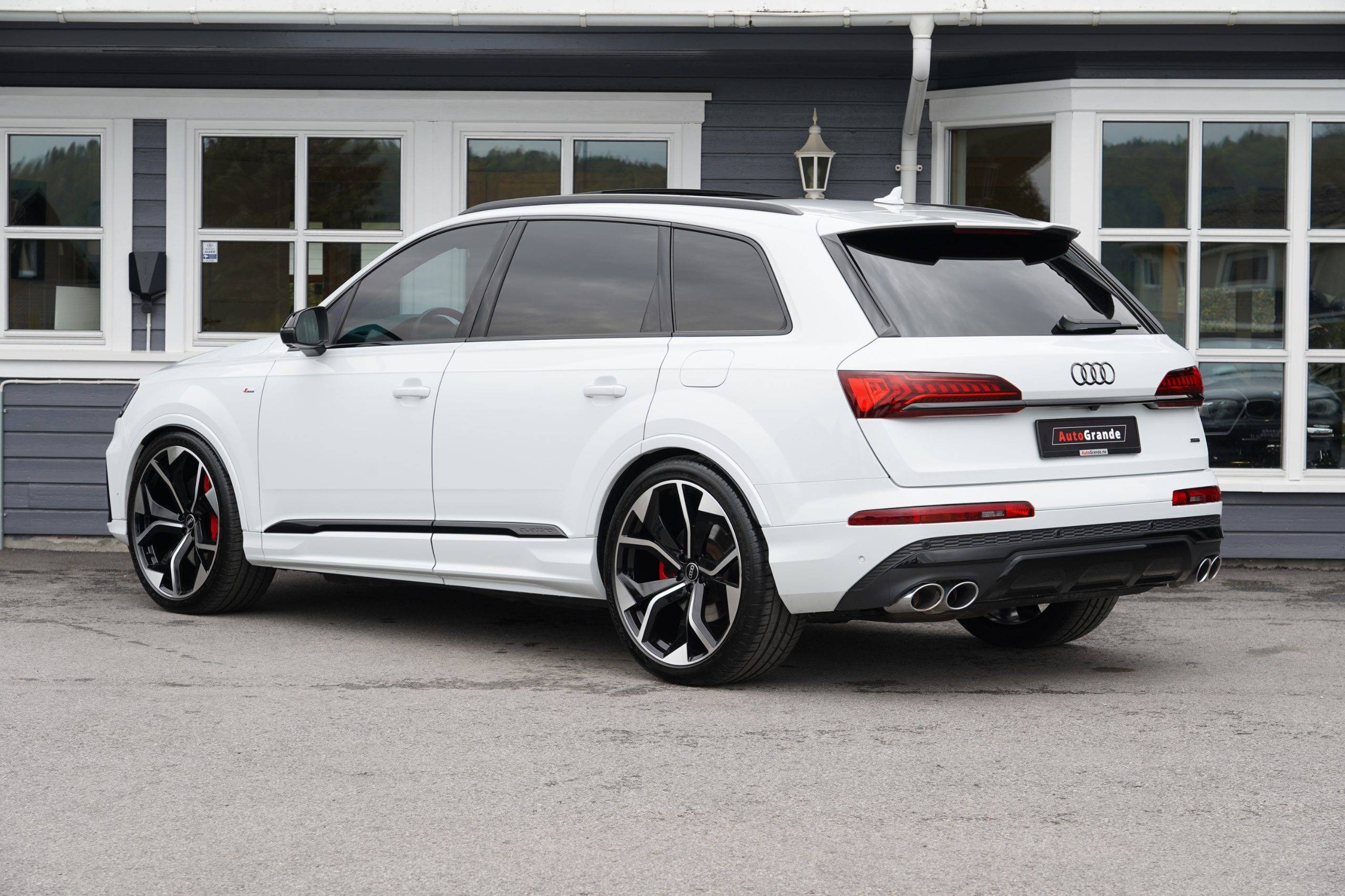 Hovedbilde av Audi Q7 2023