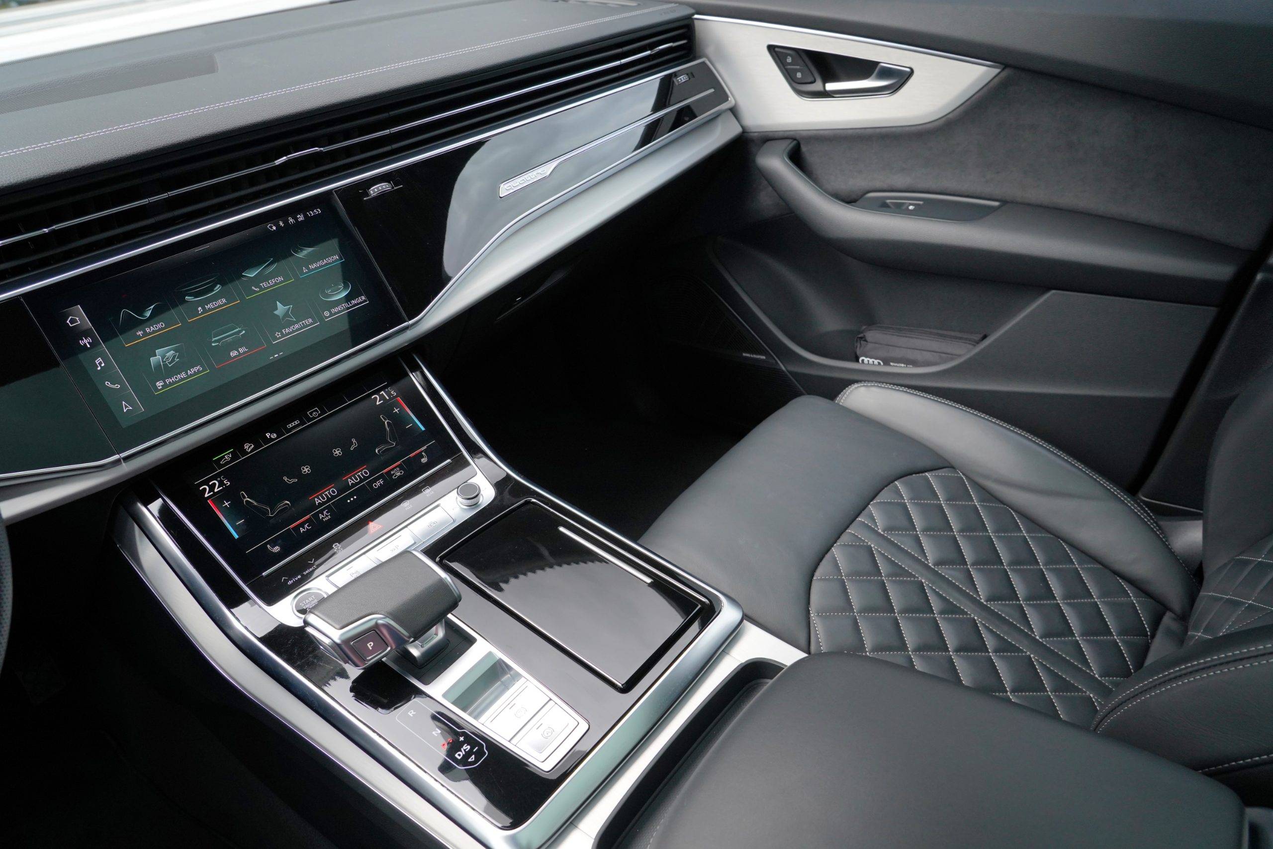 Hovedbilde av Audi Q7 2023