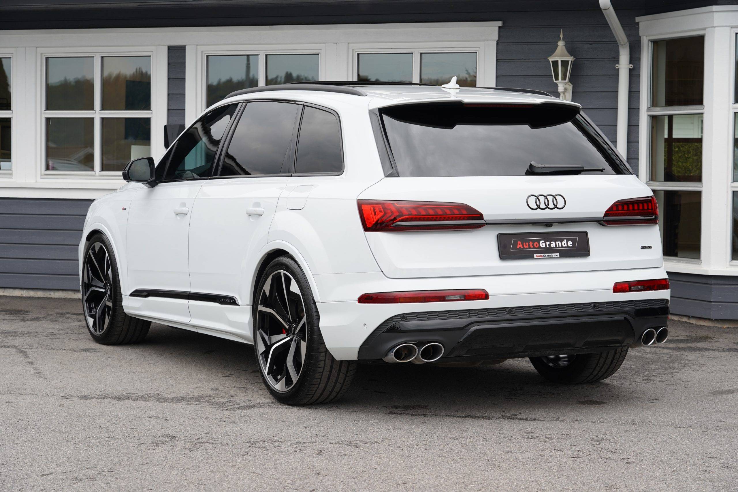 Hovedbilde av Audi Q7 2023