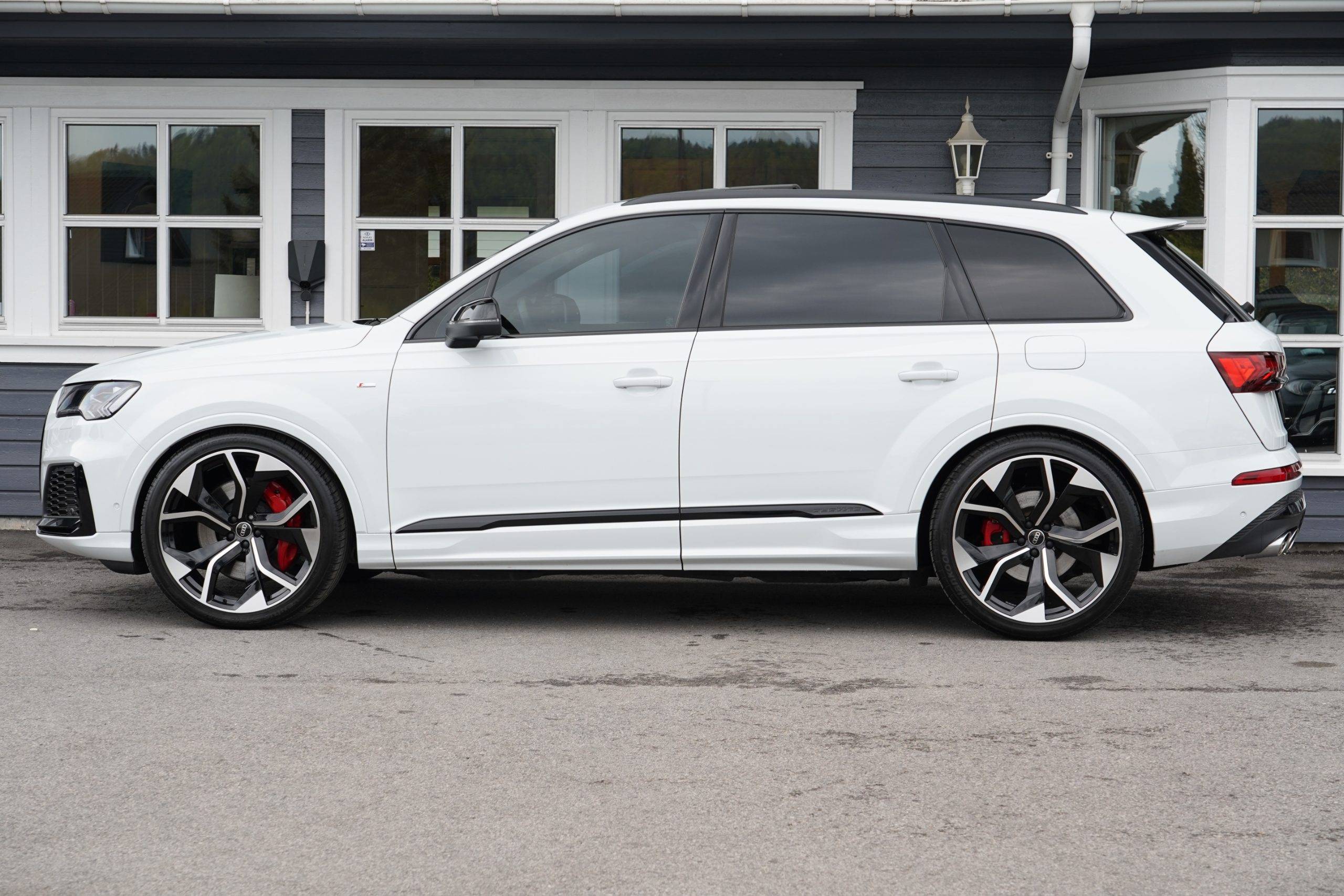 Hovedbilde av Audi Q7 2023