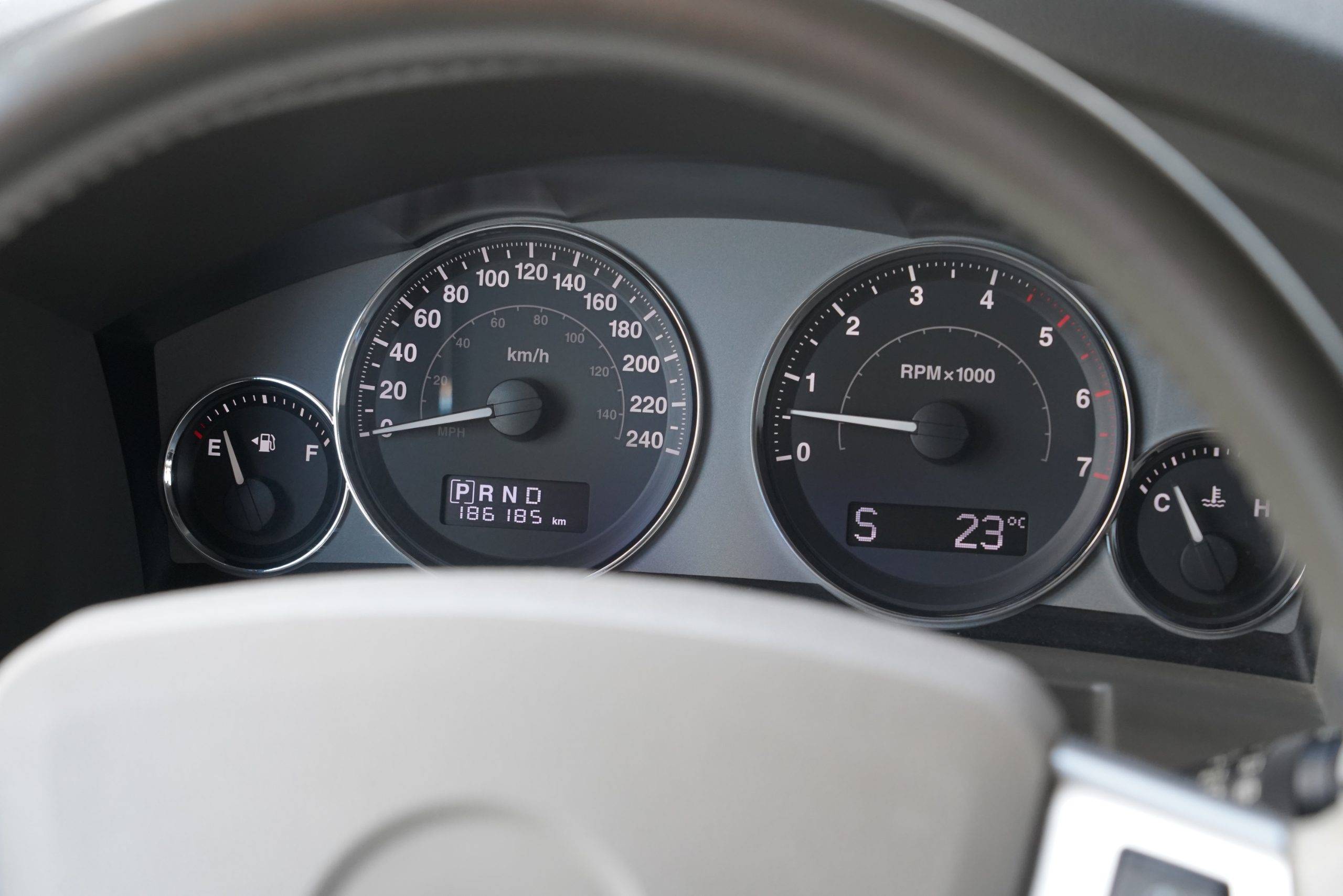 Hovedbilde av Jeep Commander 2008