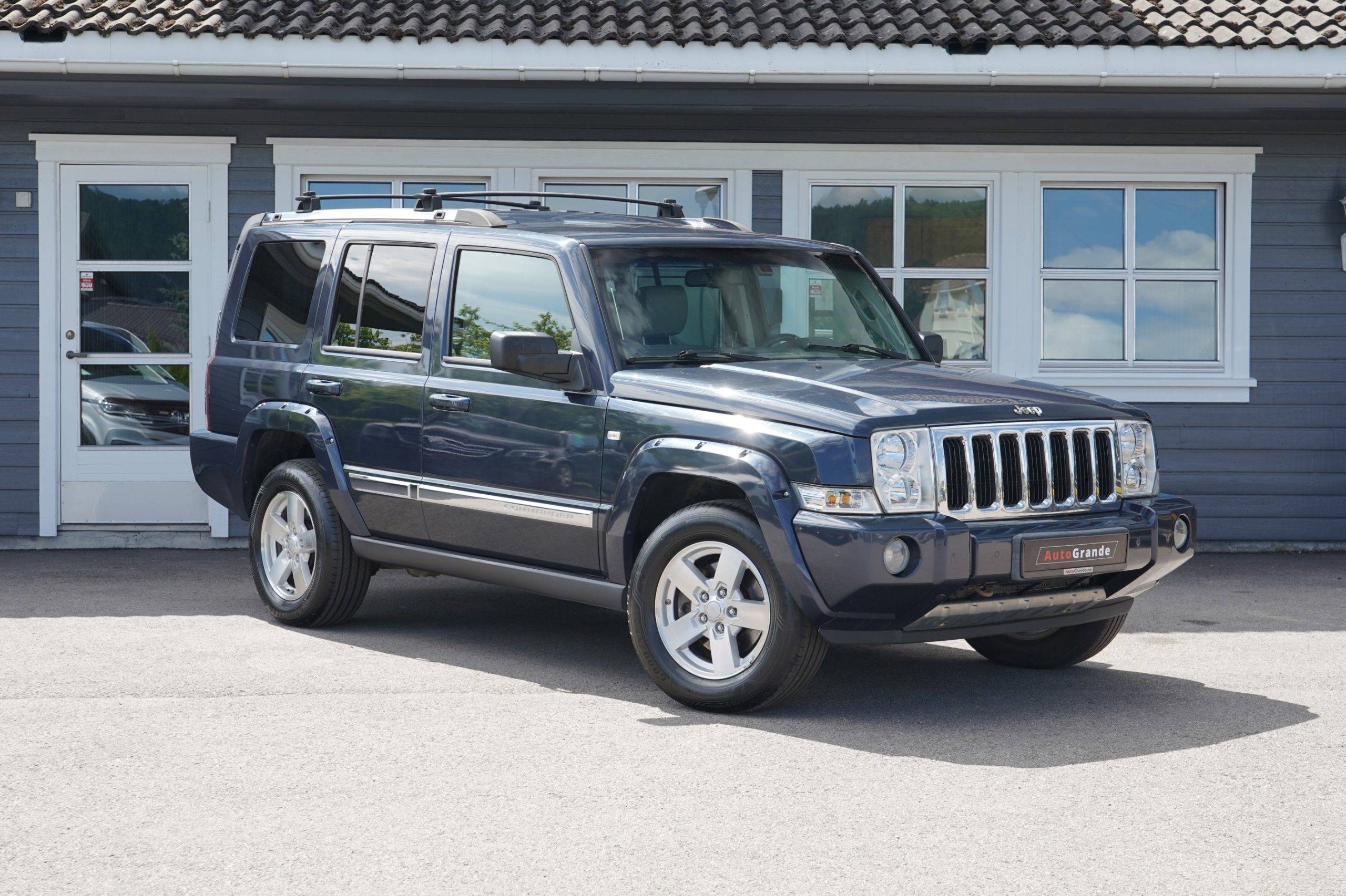 Hovedbilde av Jeep Commander 2008