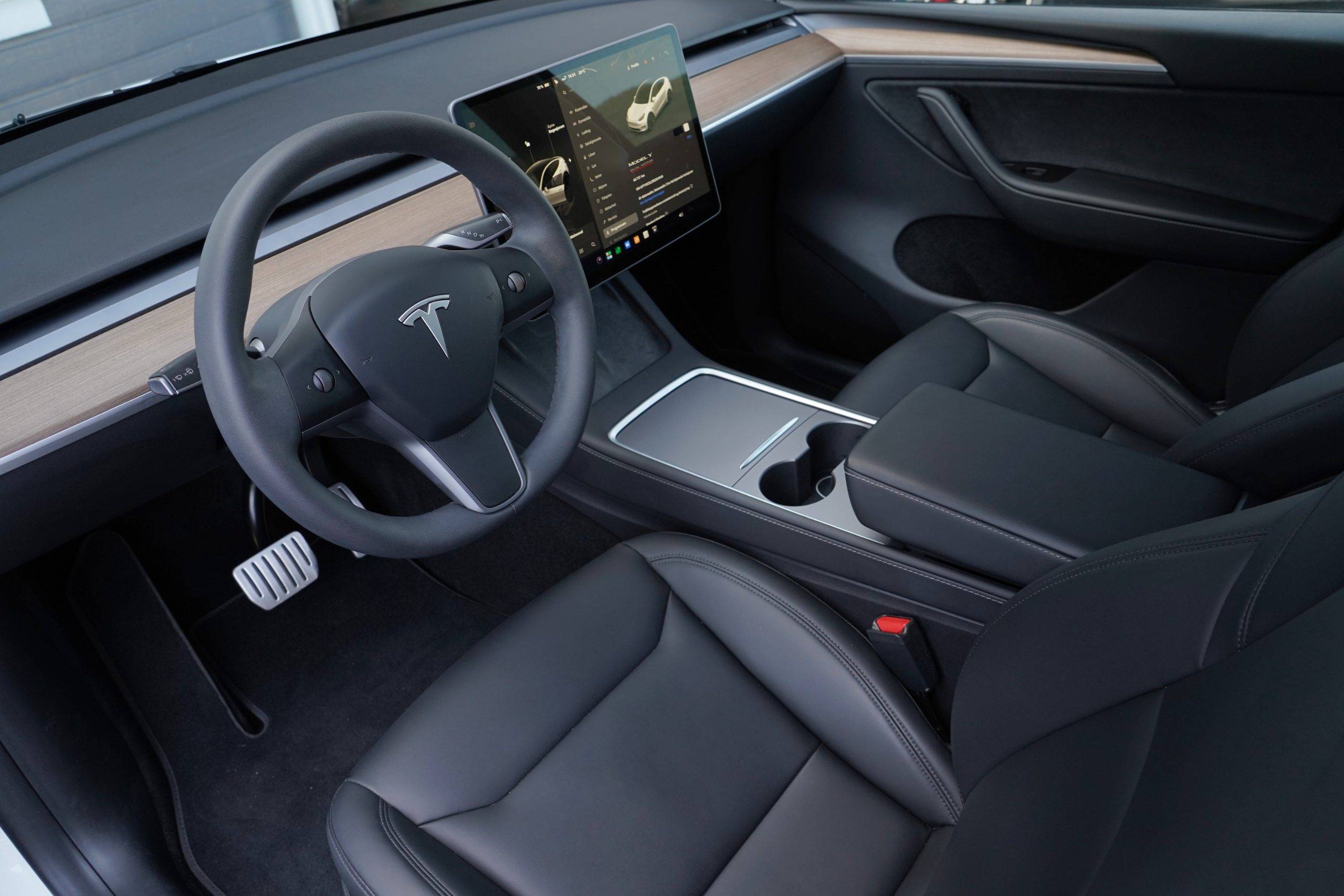 Hovedbilde av Tesla Model Y 2024