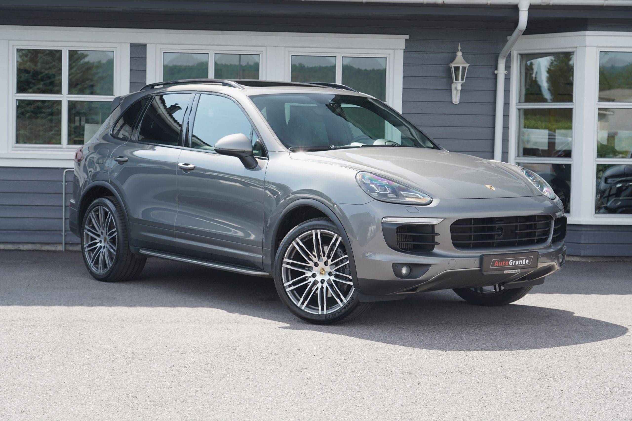 Hovedbilde av Porsche Cayenne 2015