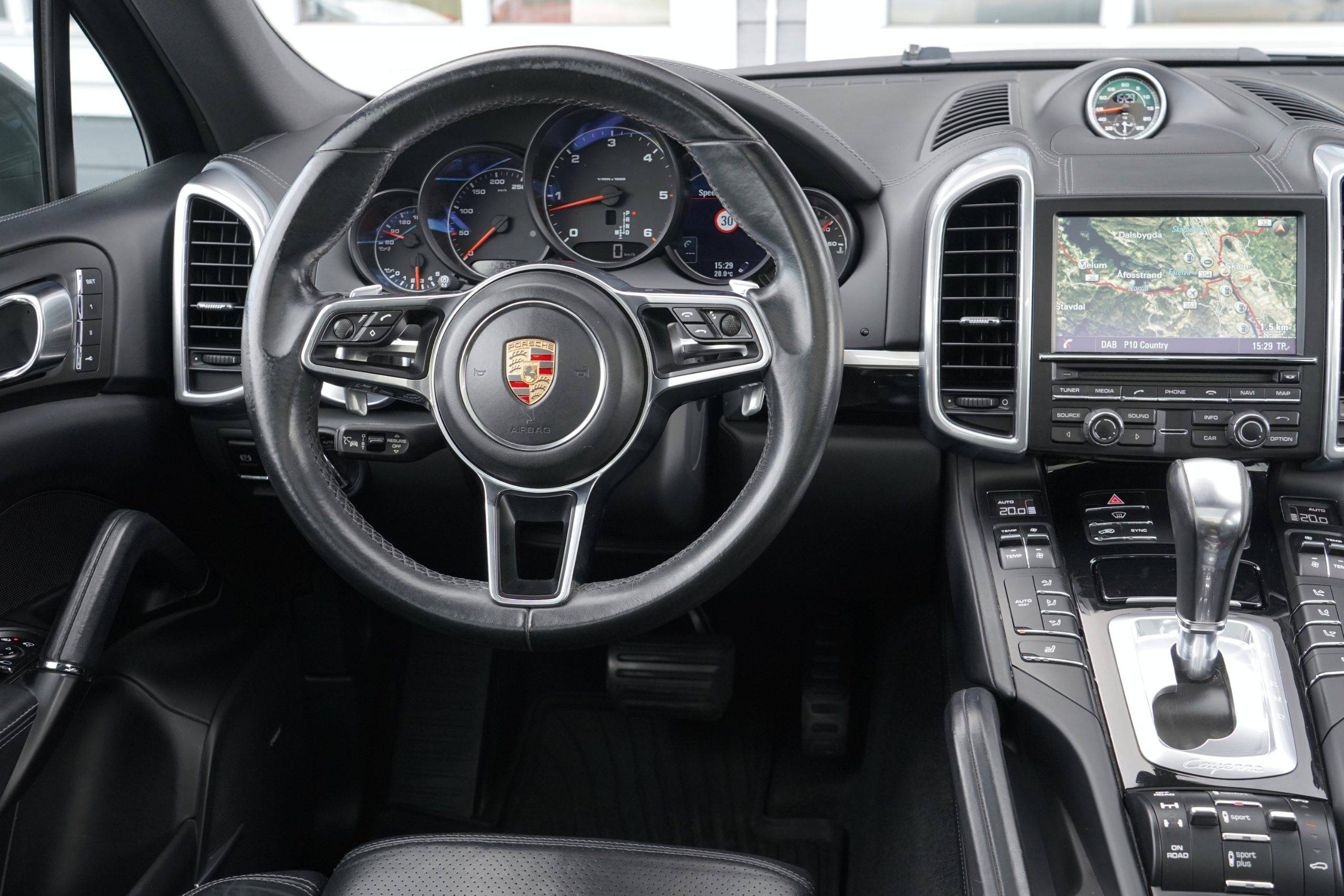 Hovedbilde av Porsche Cayenne 2015