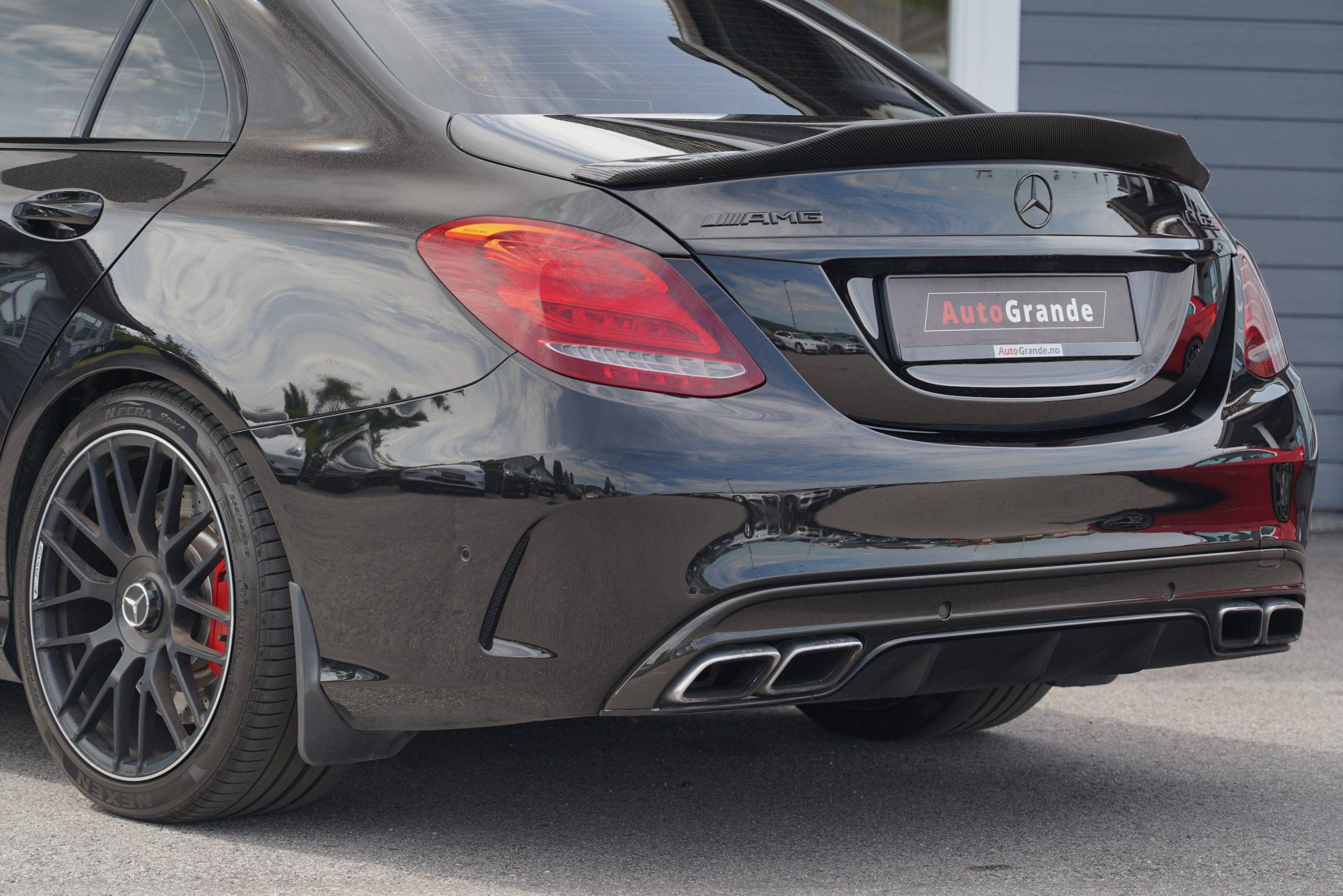 Hovedbilde av Mercedes-Benz C63 2015