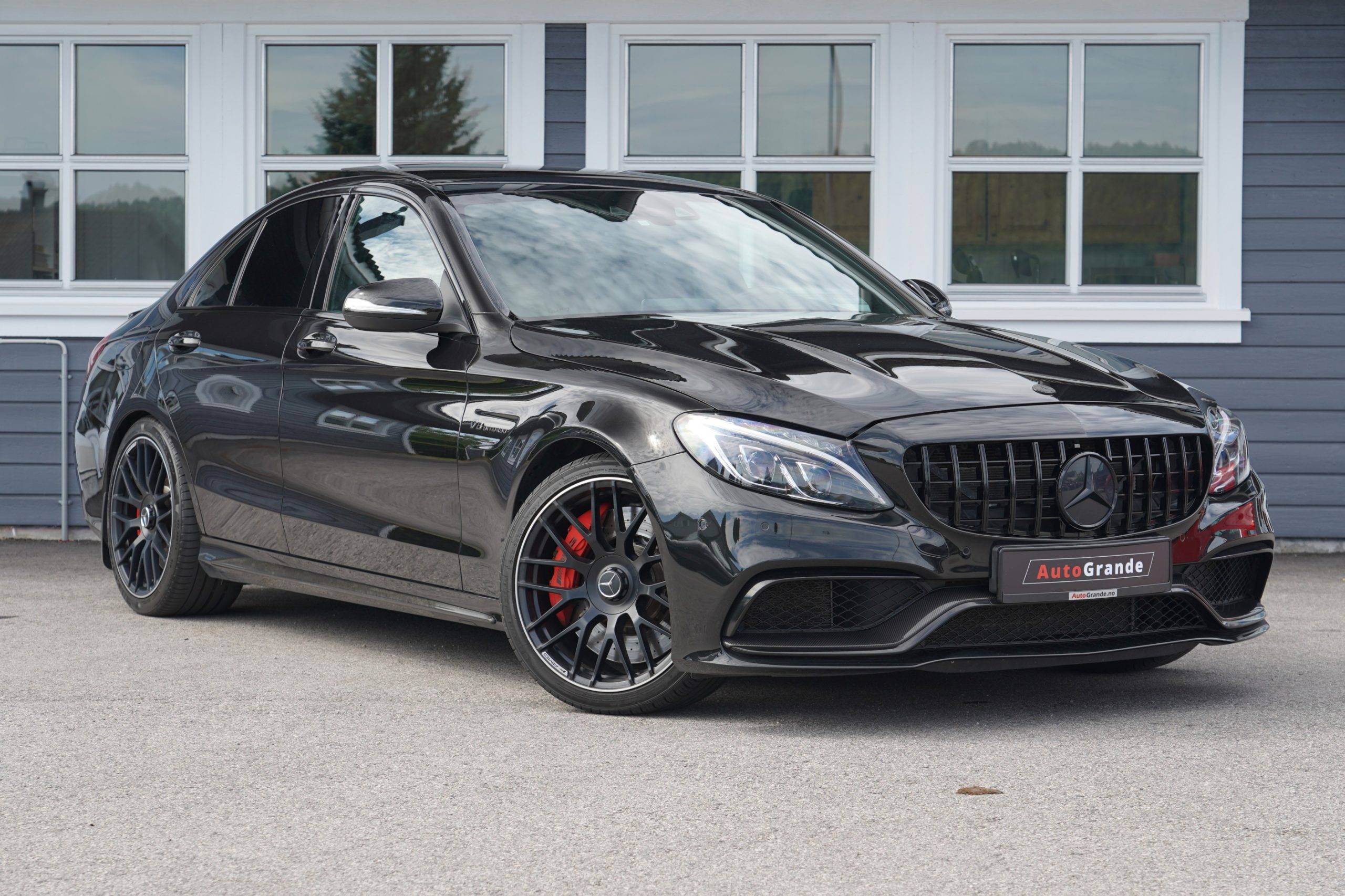 Hovedbilde av Mercedes-Benz C63 2015