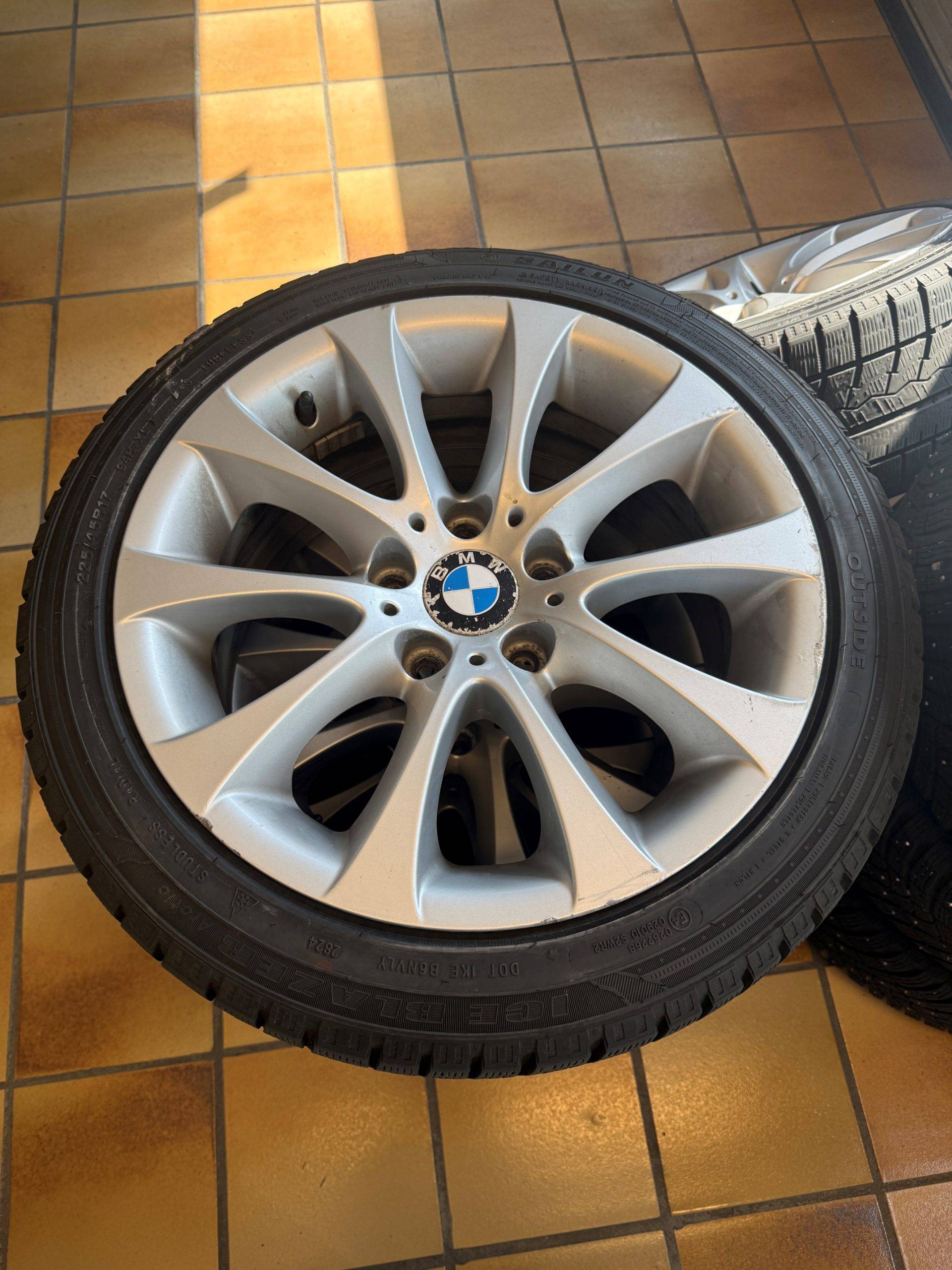 Hovedbilde av BMW 320d 2010