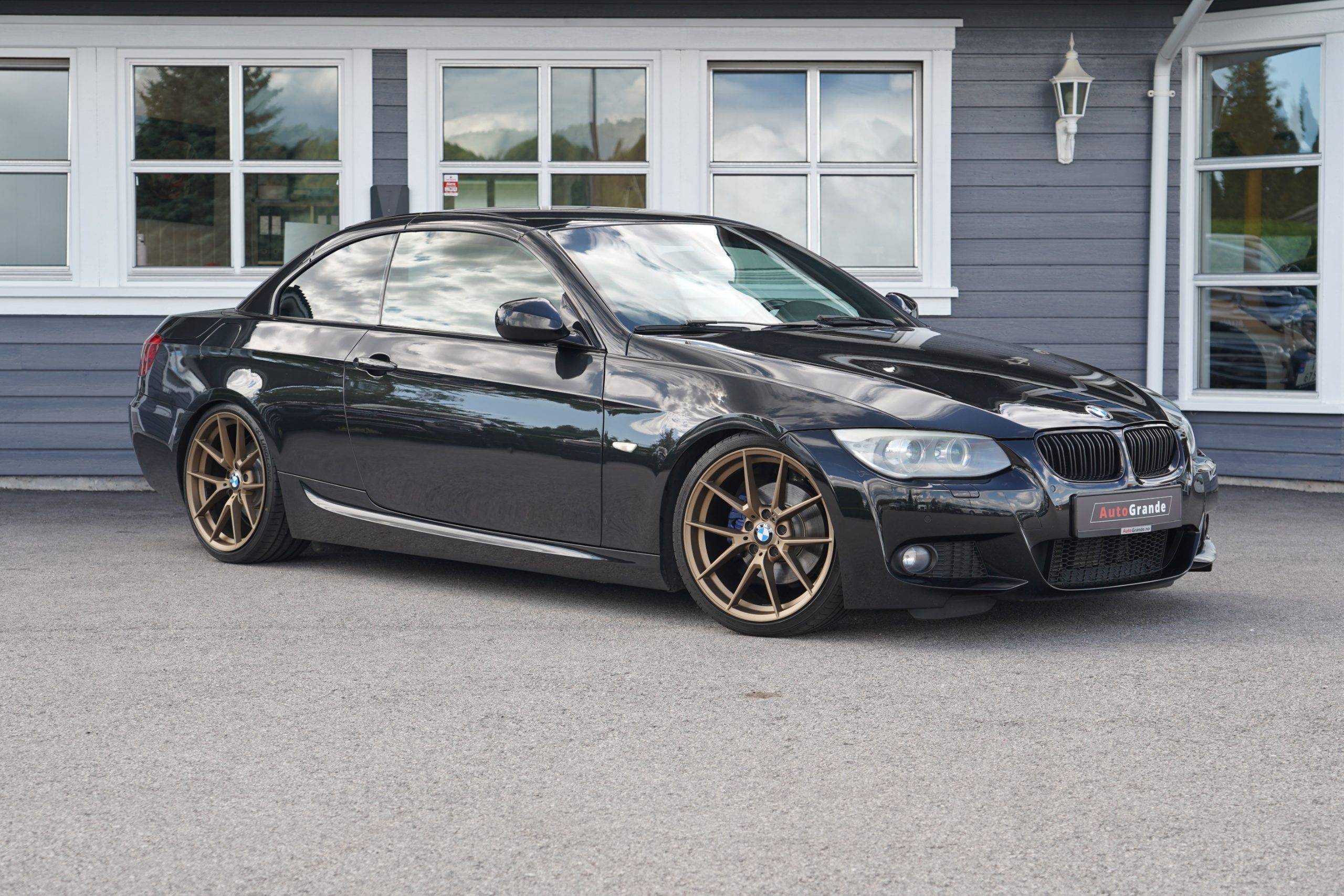 Hovedbilde av BMW 320d 2010