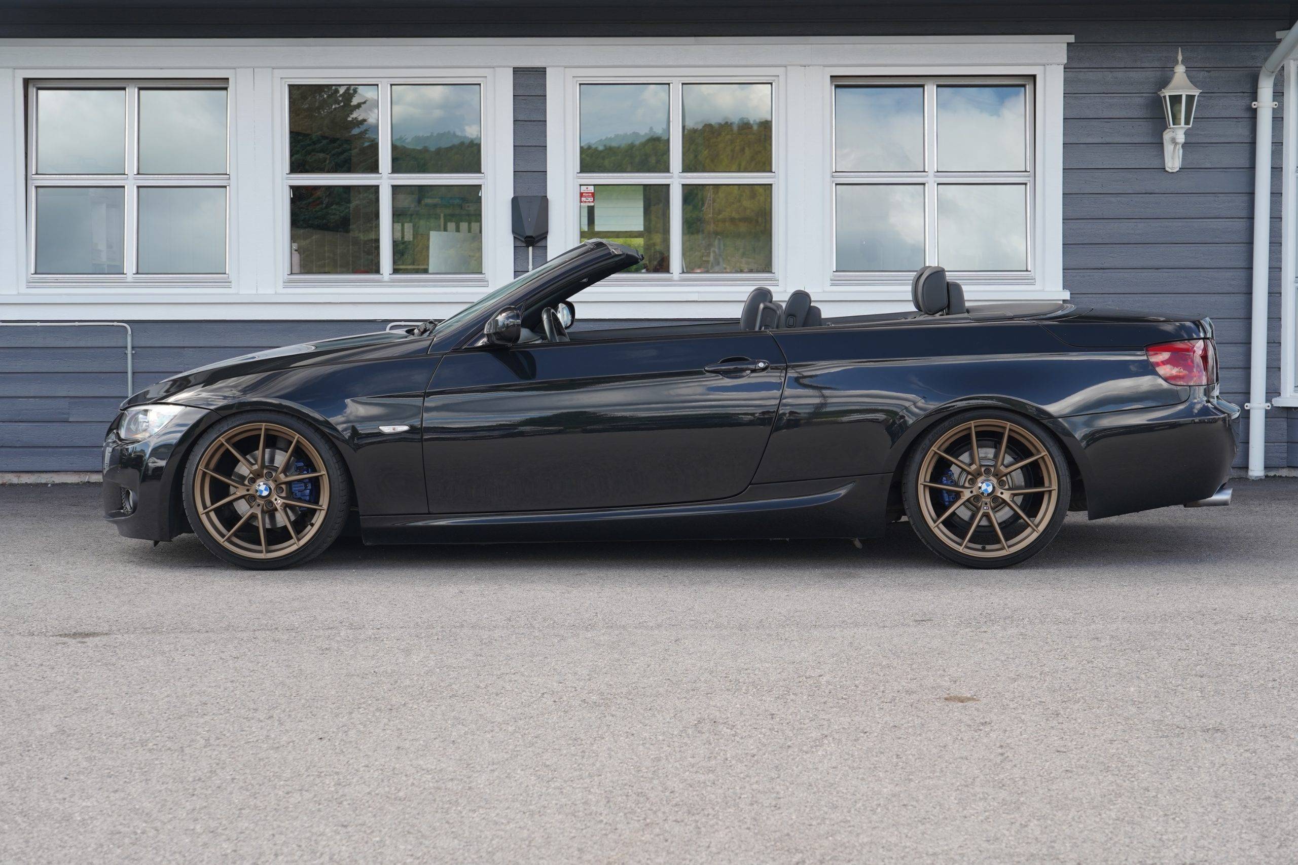 Hovedbilde av BMW 320d 2010