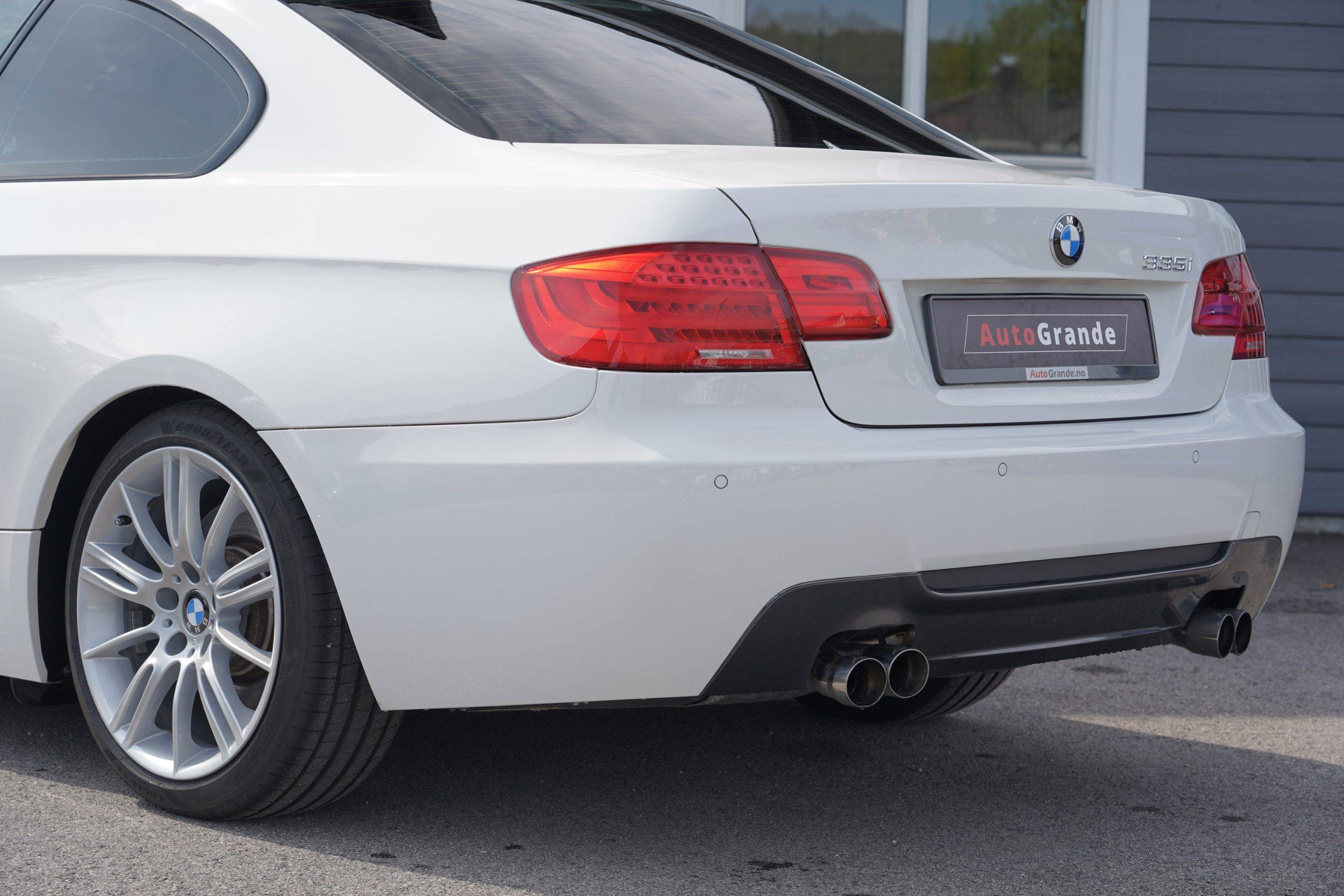 Hovedbilde av BMW 335i 2012
