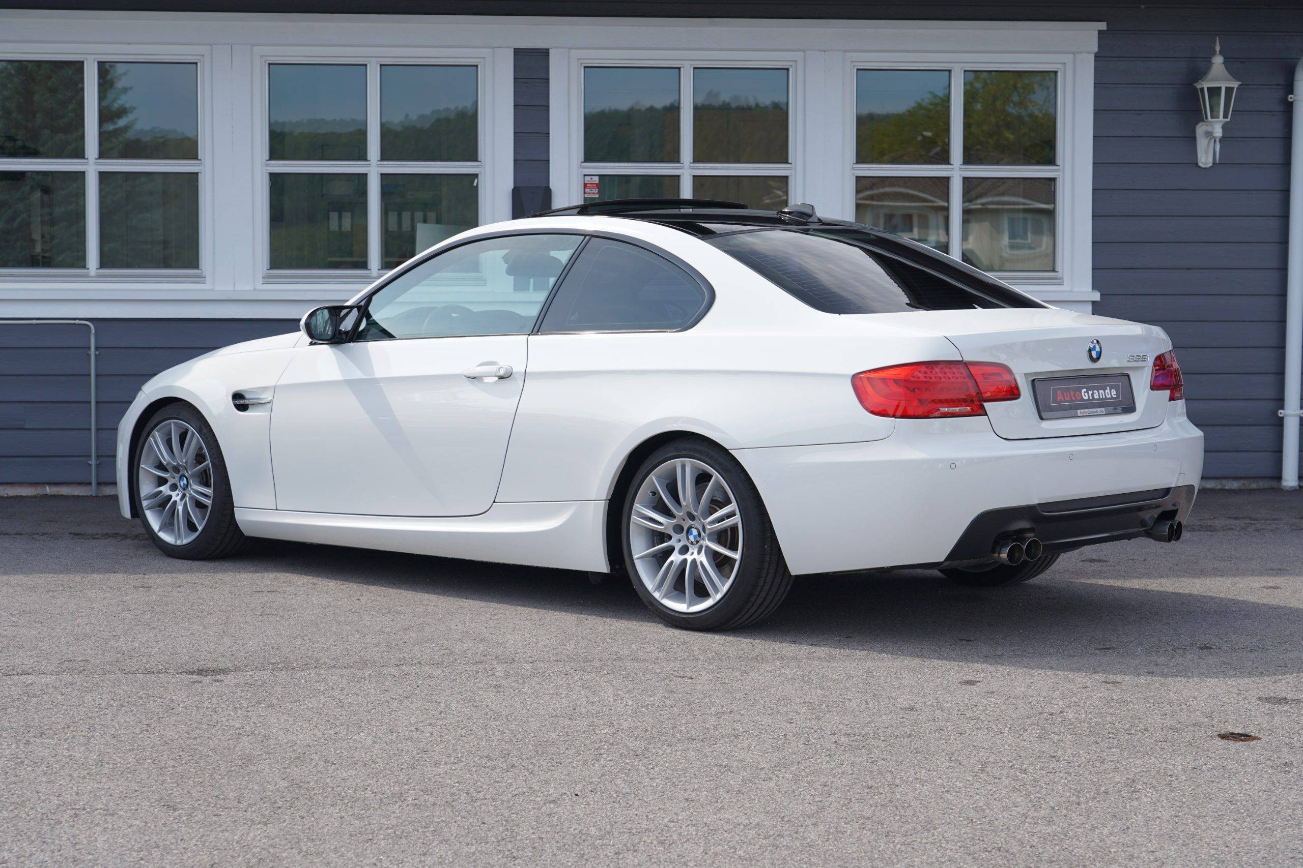 Hovedbilde av BMW 335i 2012