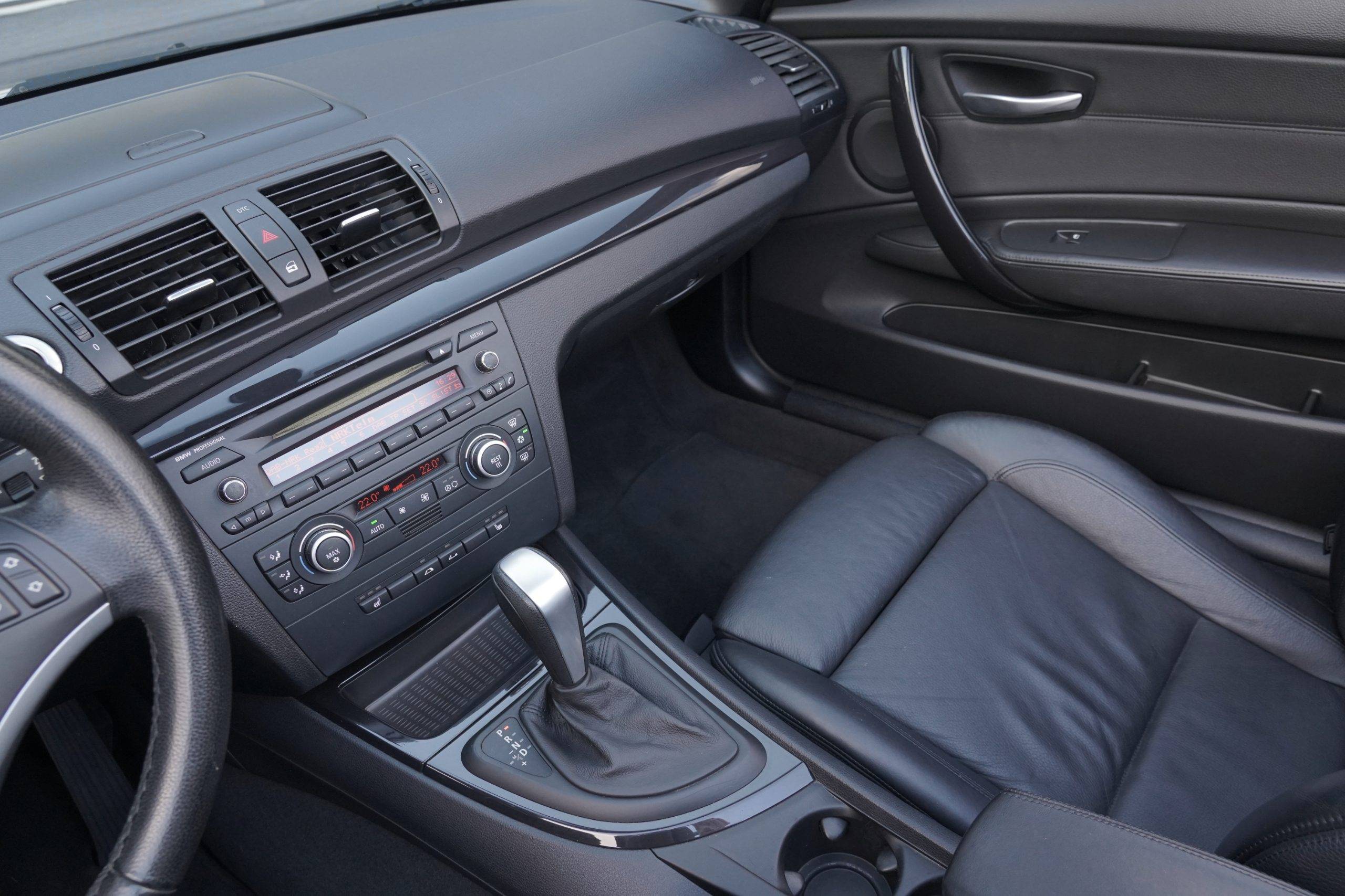 Hovedbilde av BMW 120i 2008